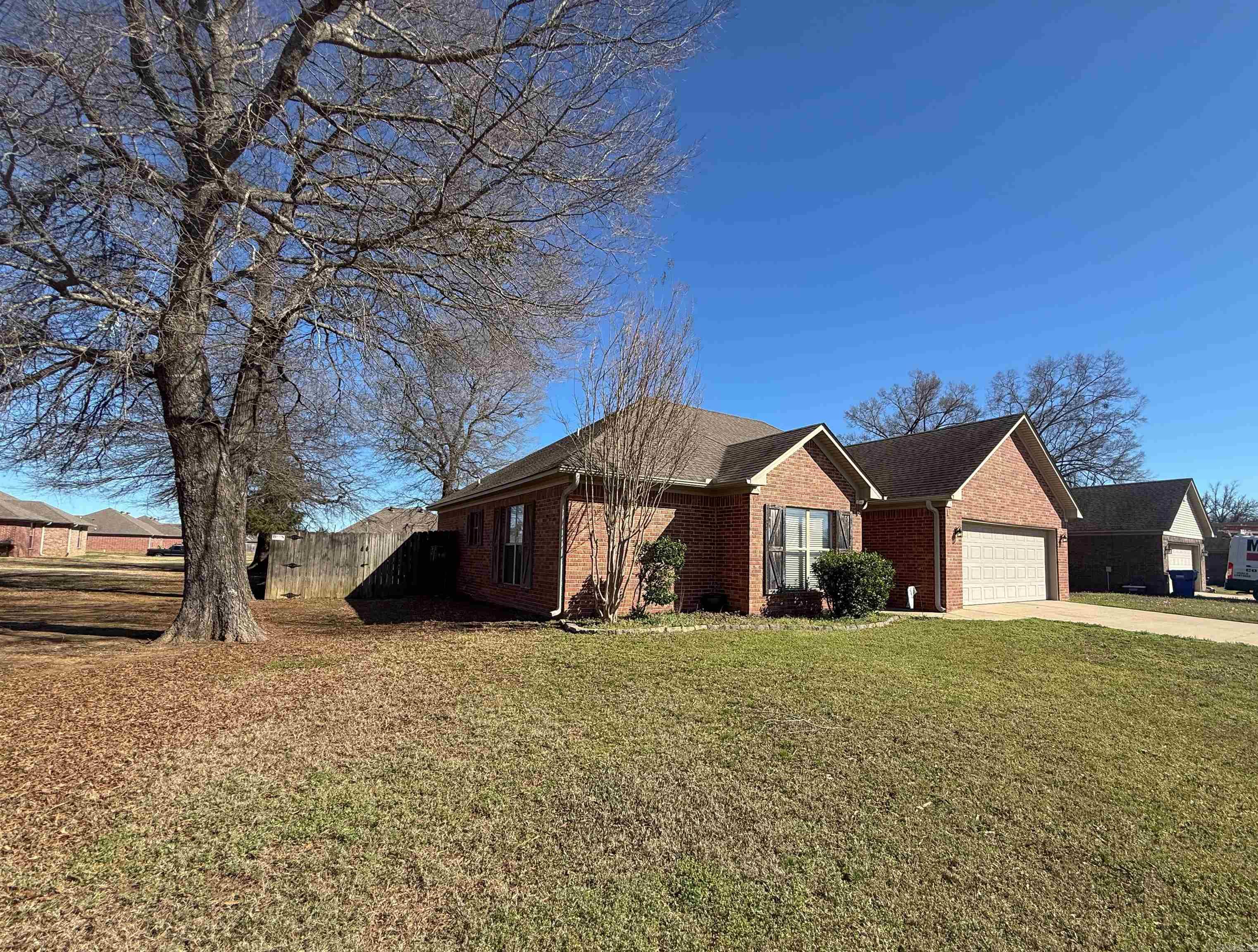 5 Golden Leaf Dr  Greenbrier, AR