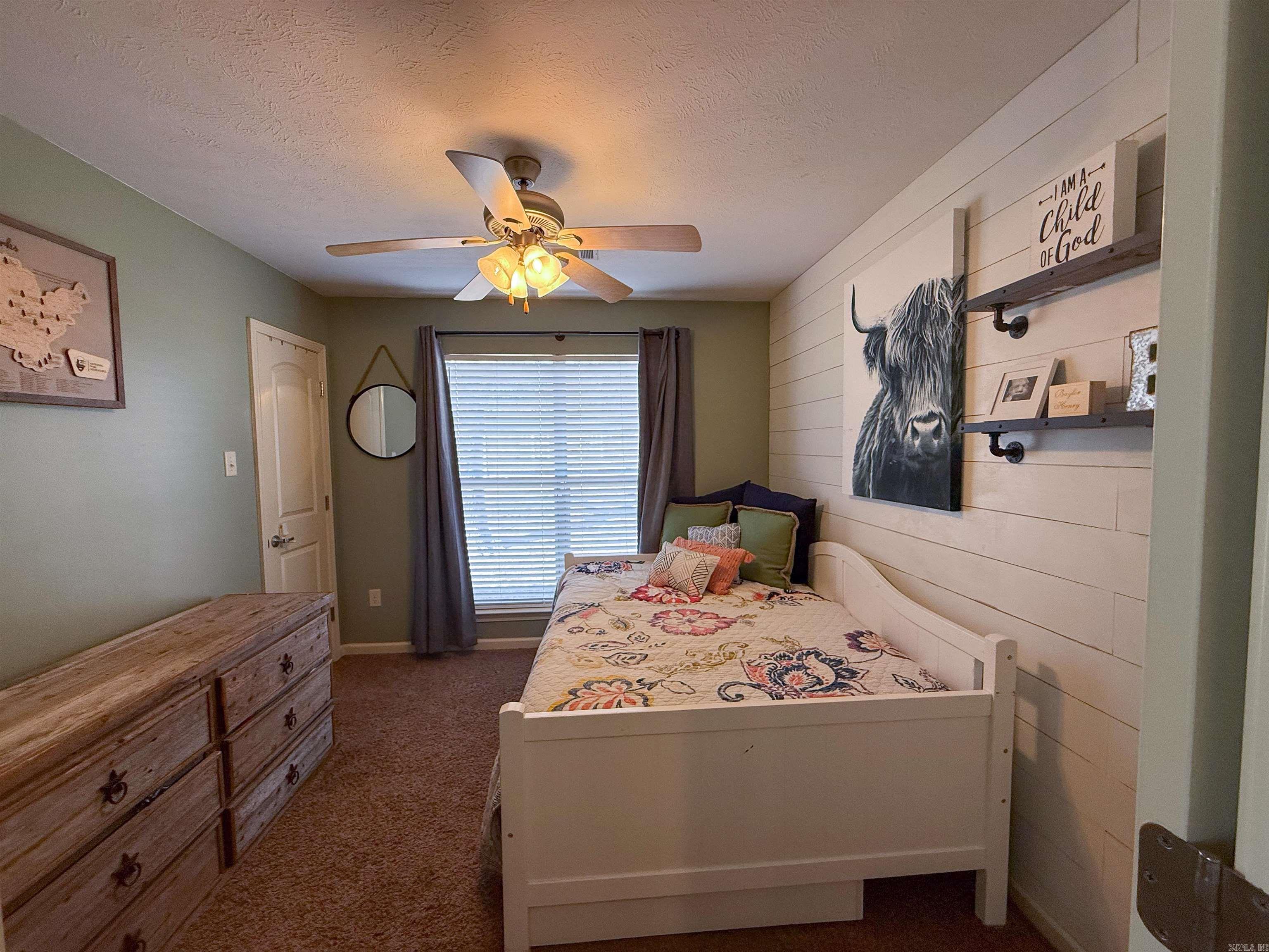 5 Golden Leaf Dr  Greenbrier, AR