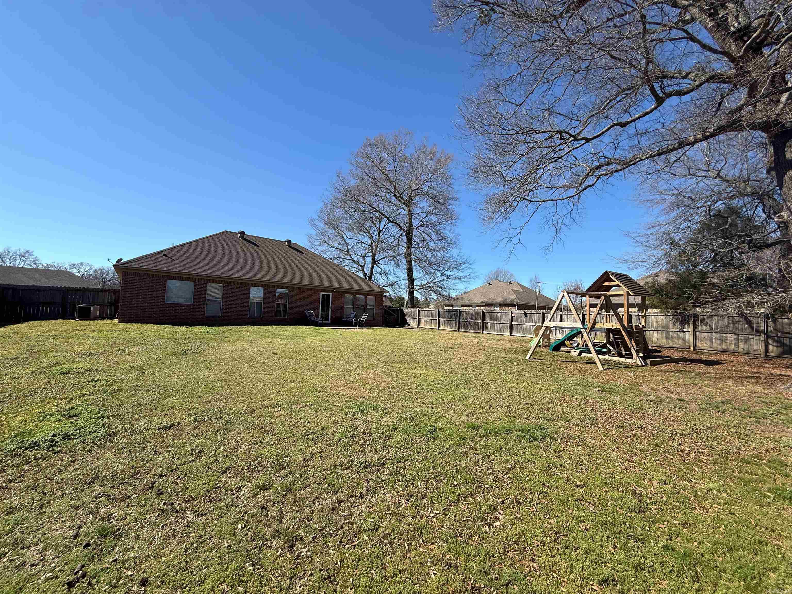 5 Golden Leaf Dr  Greenbrier, AR