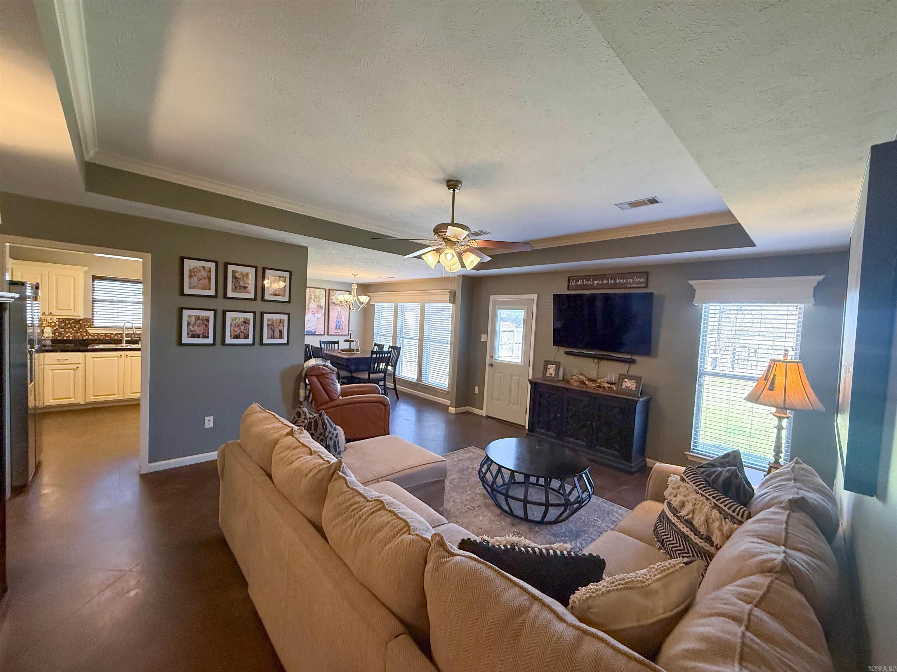 5 Golden Leaf Dr  Greenbrier, AR