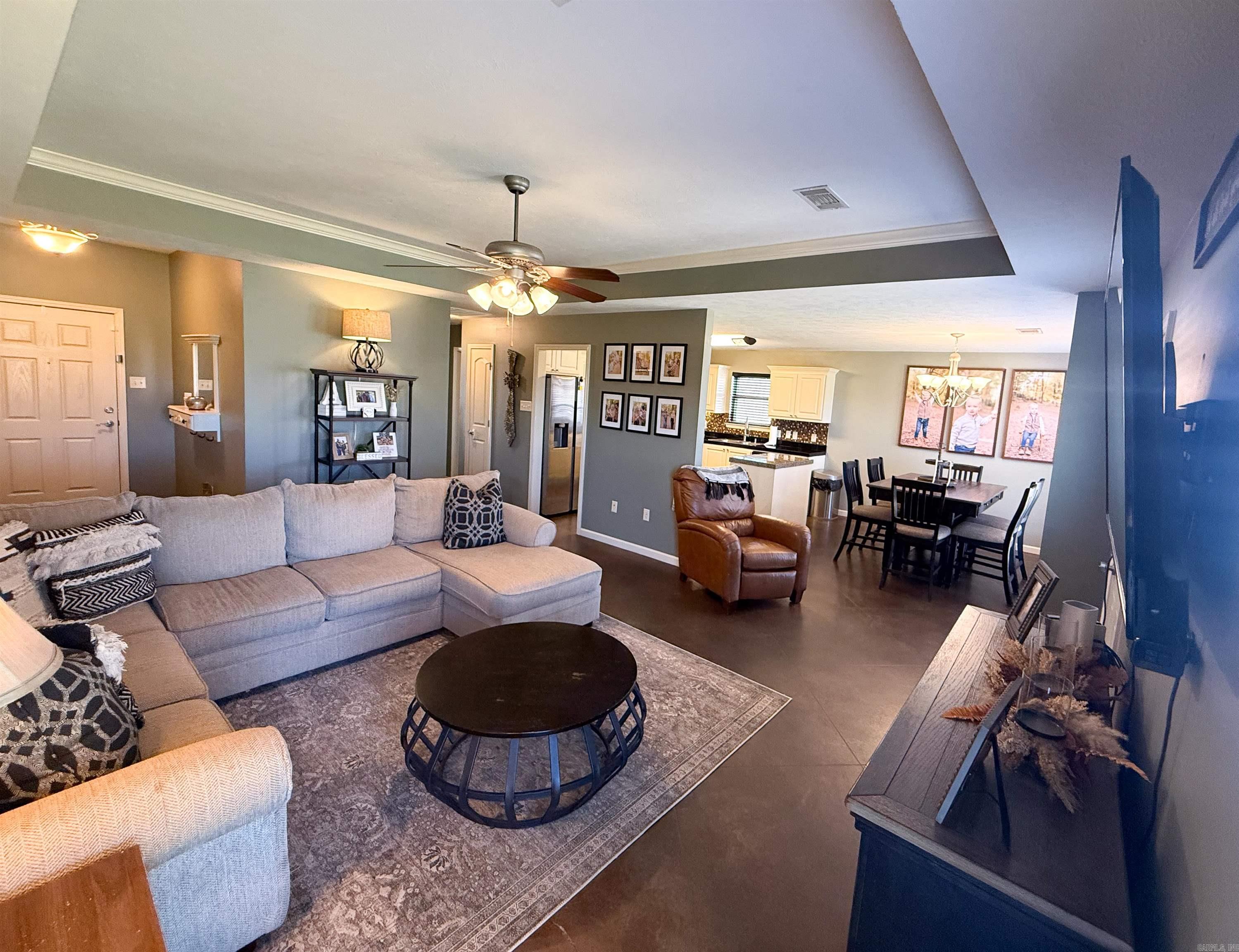 5 Golden Leaf Dr  Greenbrier, AR