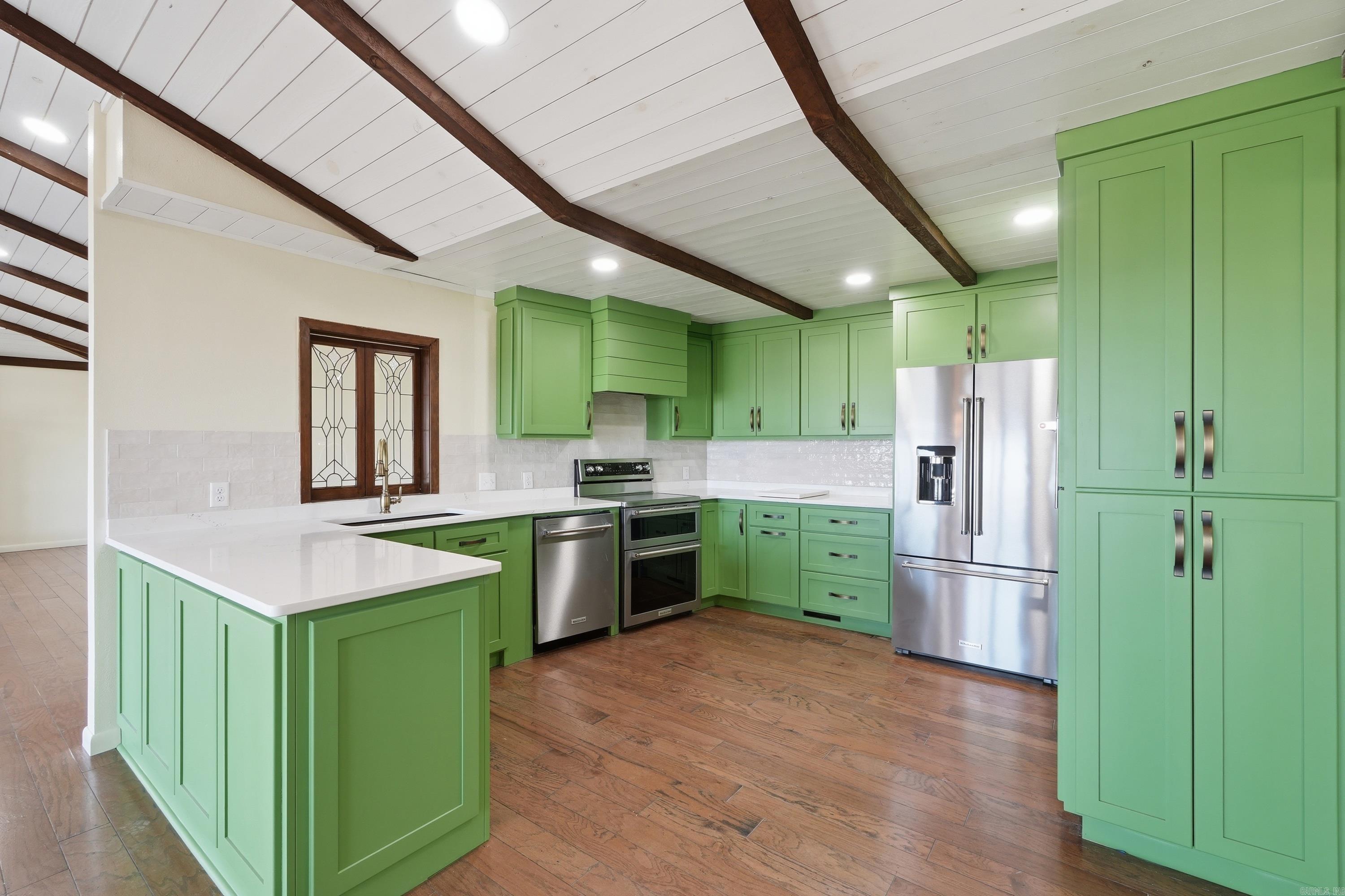 265 Pine Hill  Fairfield Bay, AR