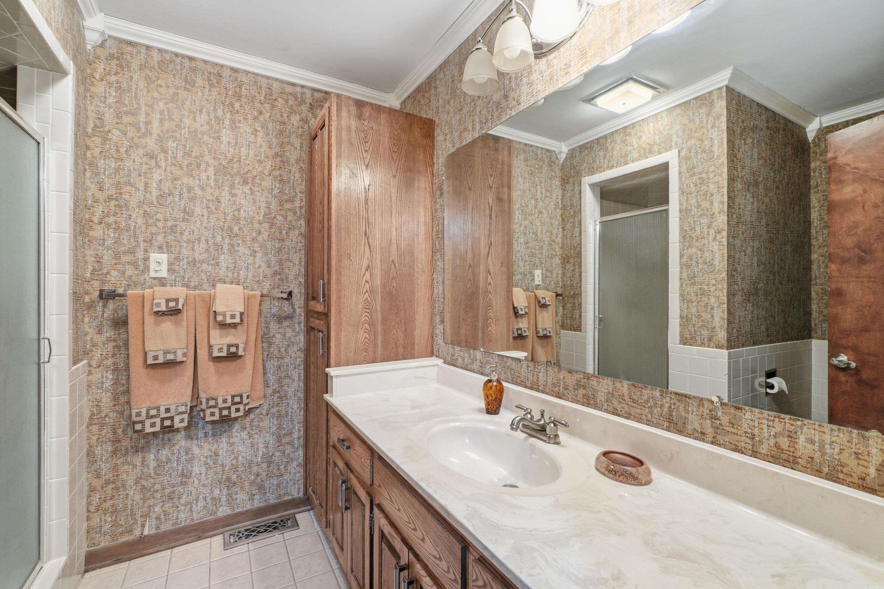 265 Pine Hill  Fairfield Bay, AR