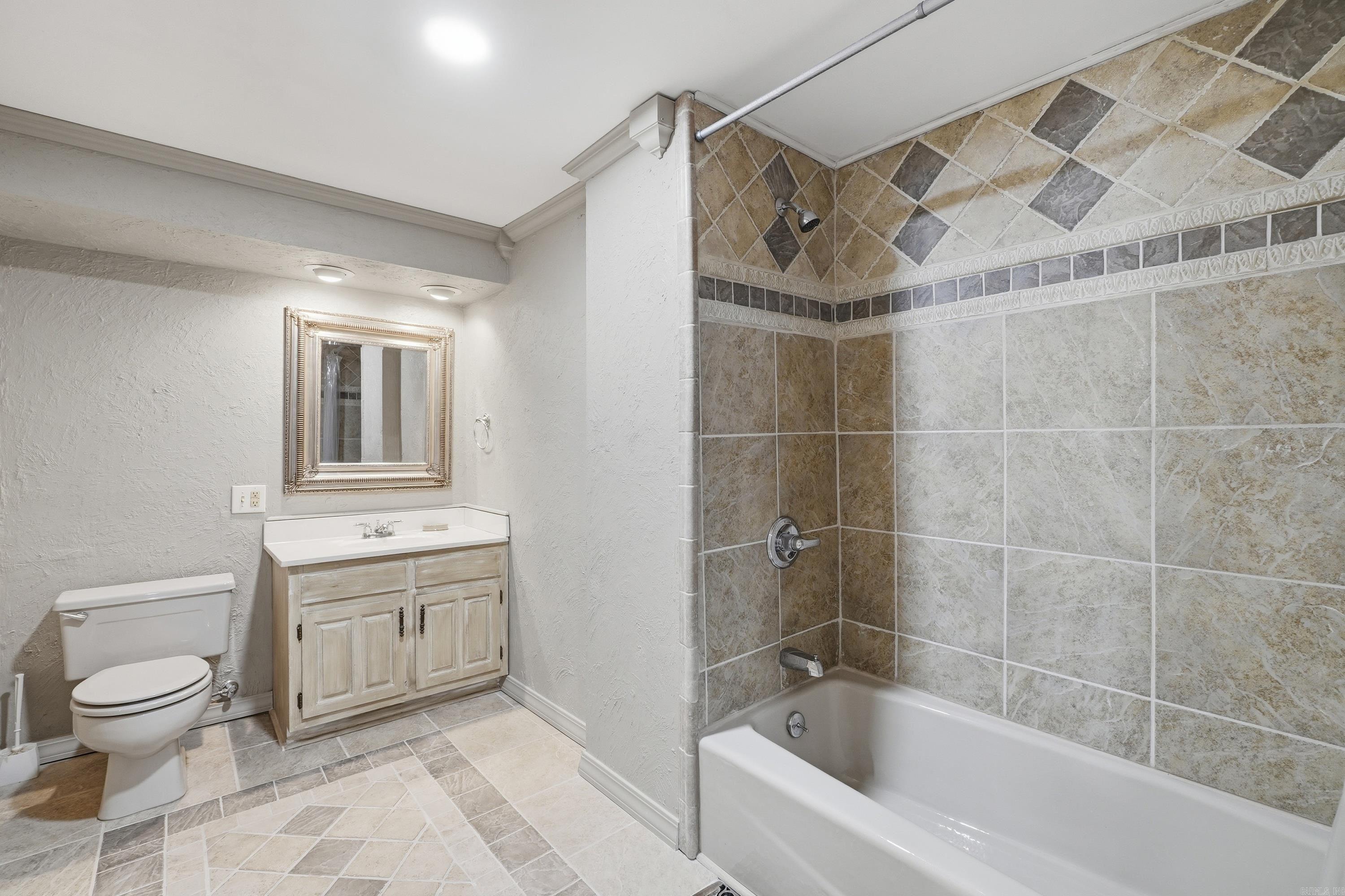 265 Pine Hill  Fairfield Bay, AR