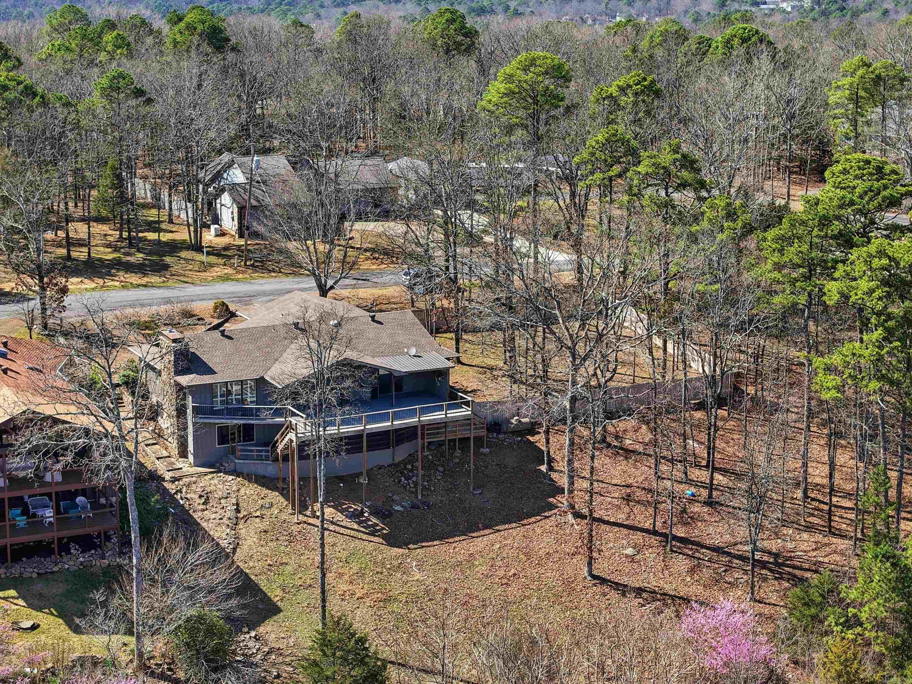 265 Pine Hill  Fairfield Bay, AR