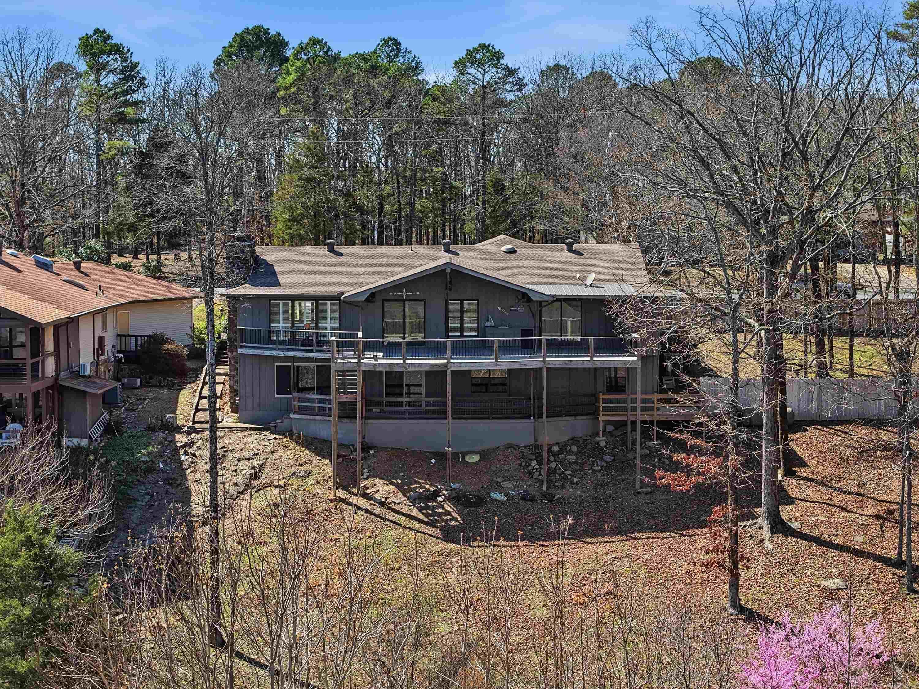 265 Pine Hill  Fairfield Bay, AR