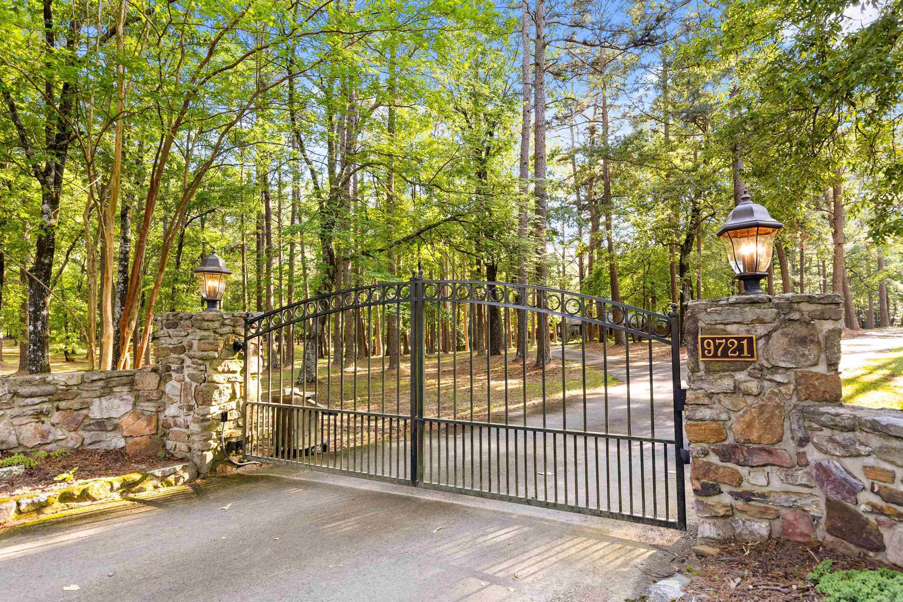 9721 Congo Rd  Benton, AR