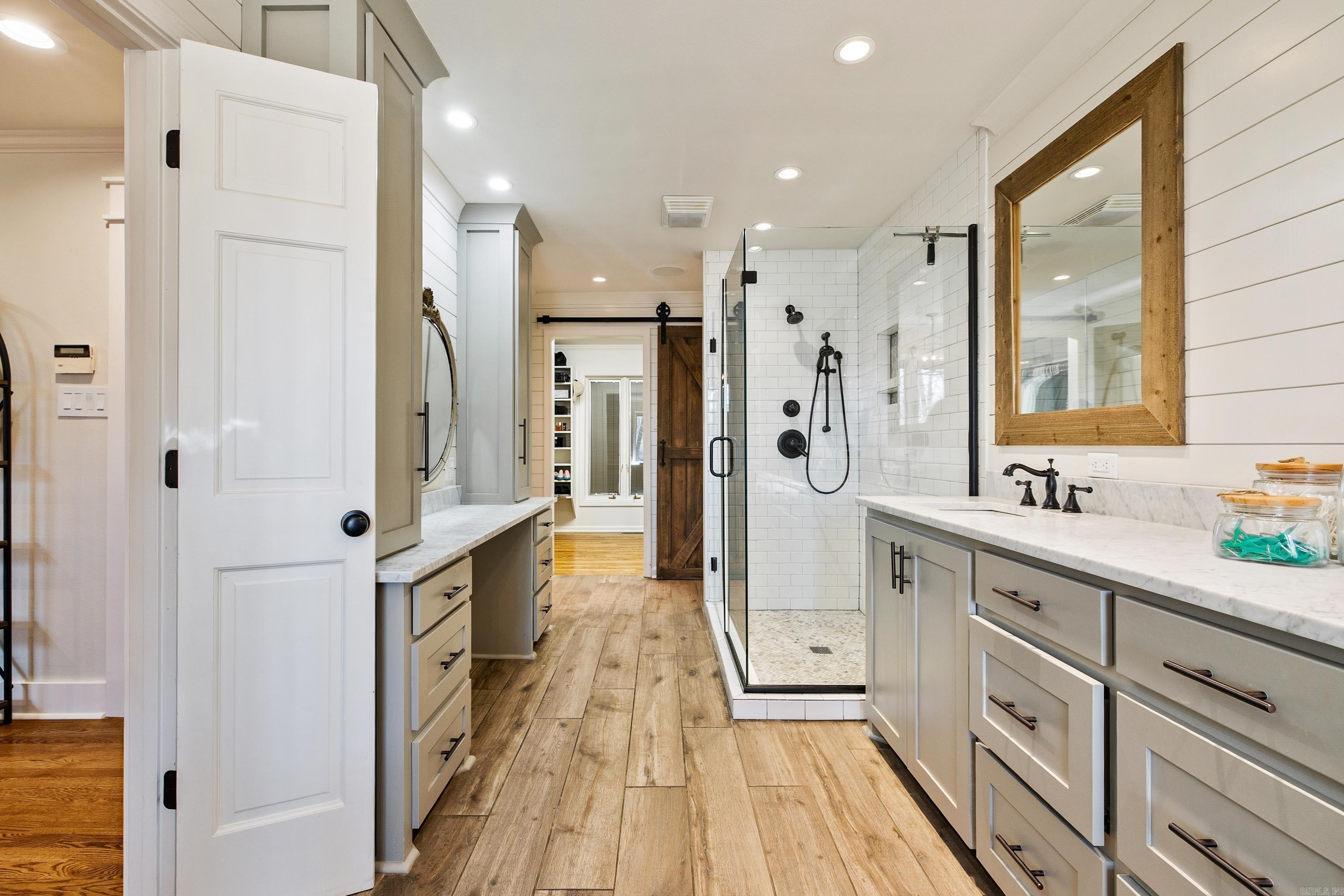 9721 Congo Rd  Benton, AR