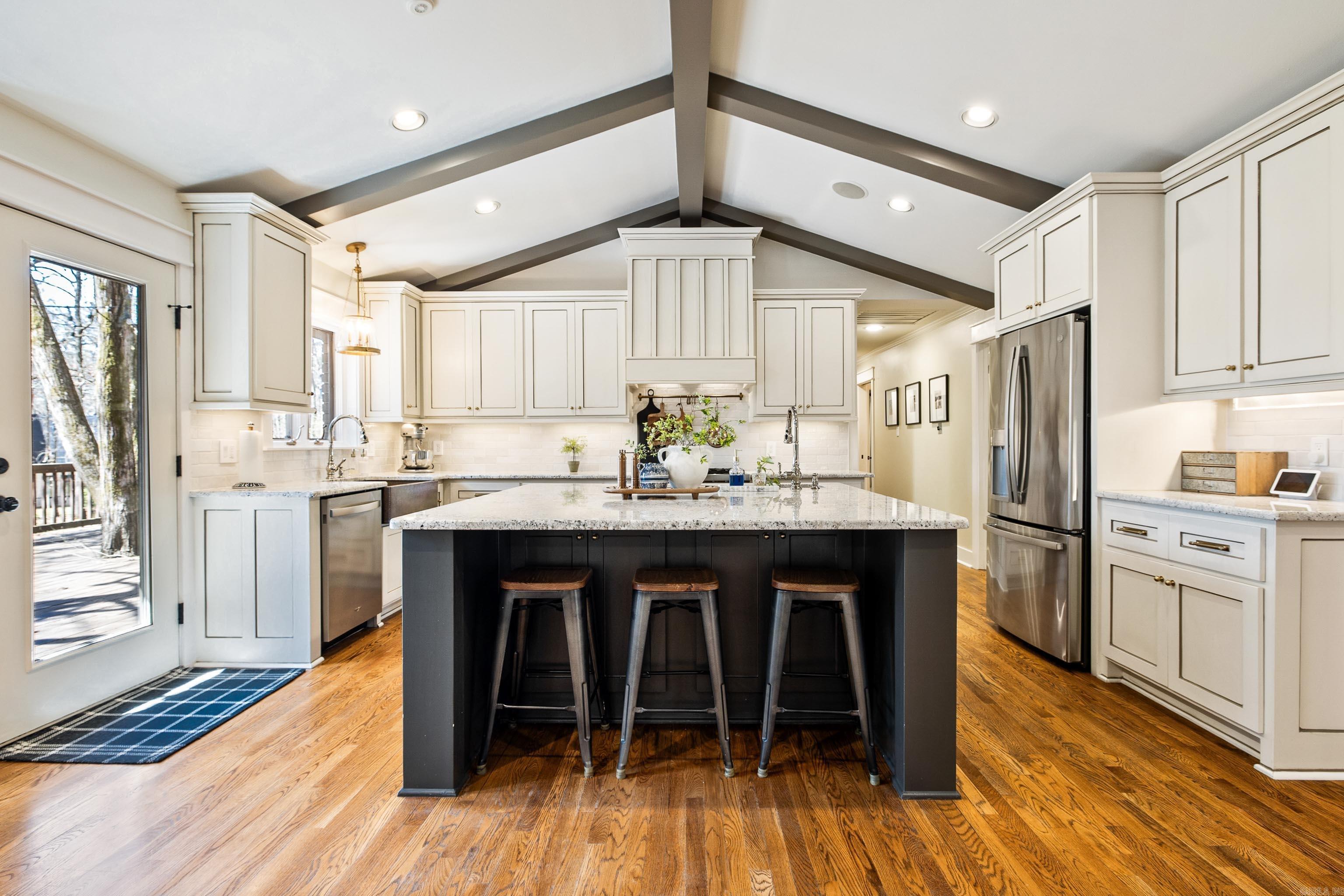 9721 Congo Rd  Benton, AR