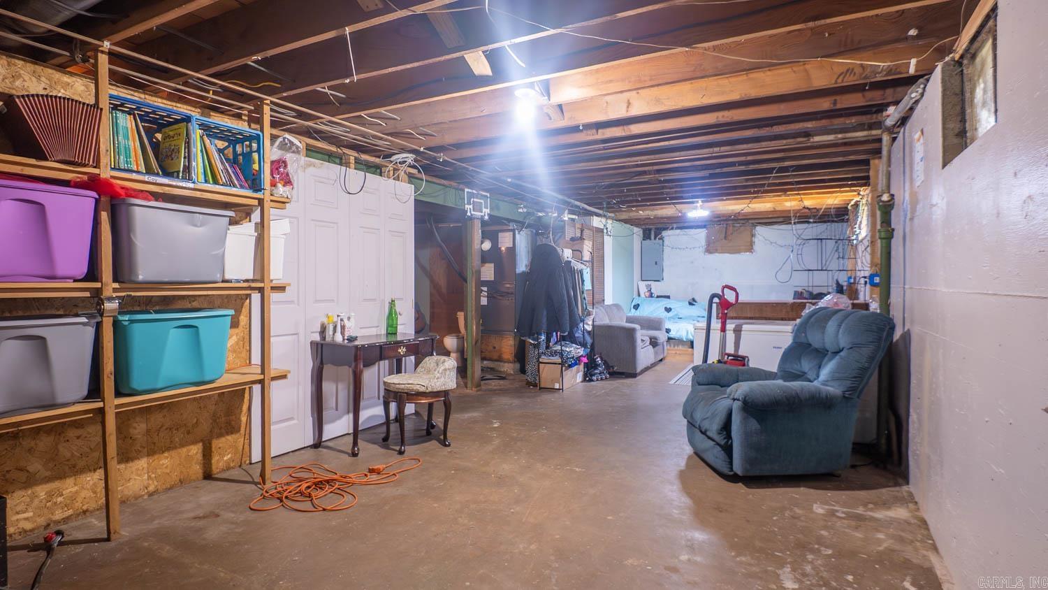 322 N 9th Street  Thayer, MO