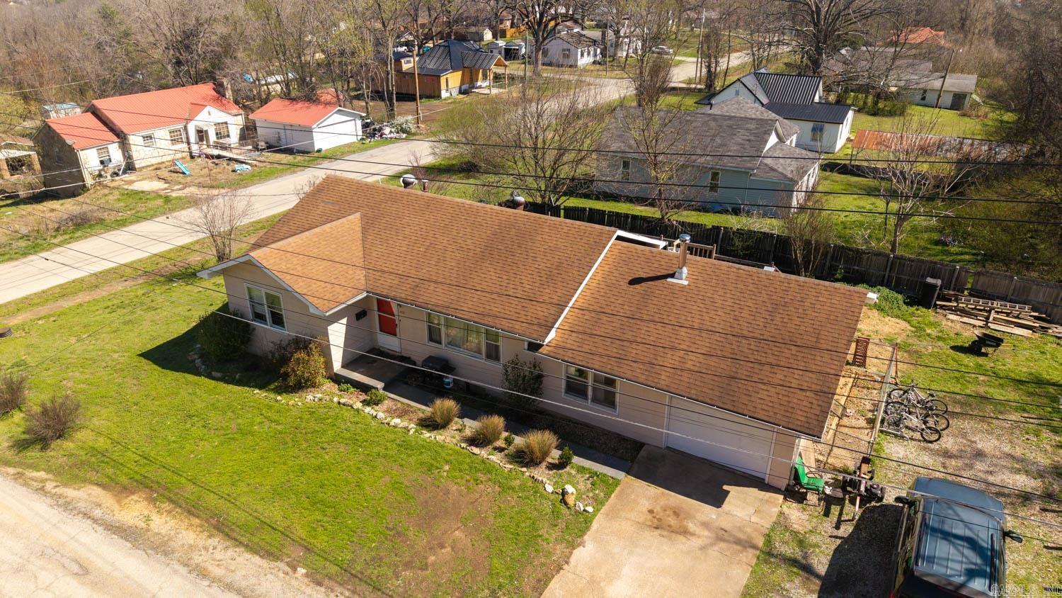 322 N 9th Street  Thayer, MO