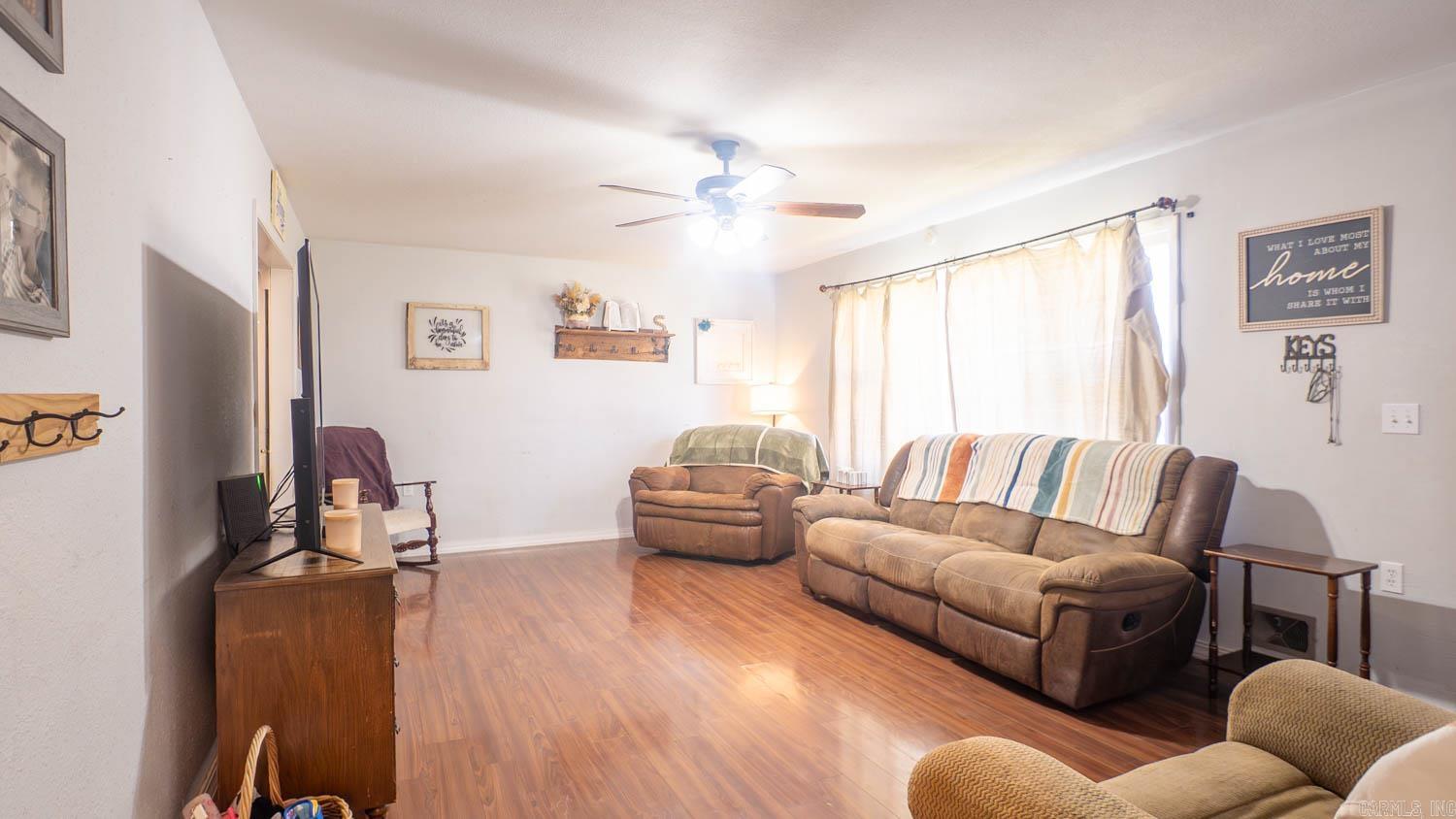 322 N 9th Street  Thayer, MO