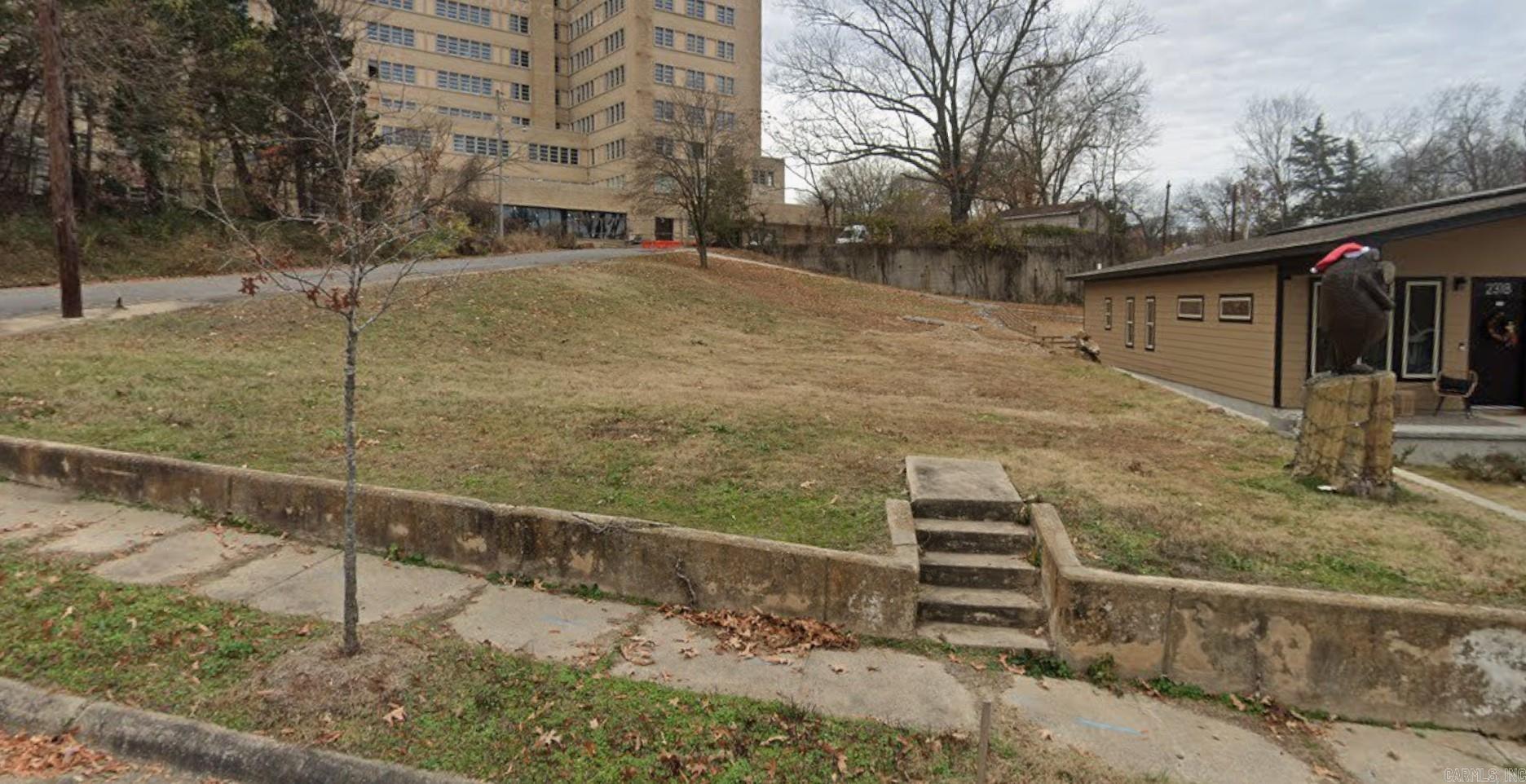 320 E 24th  Little Rock, AR