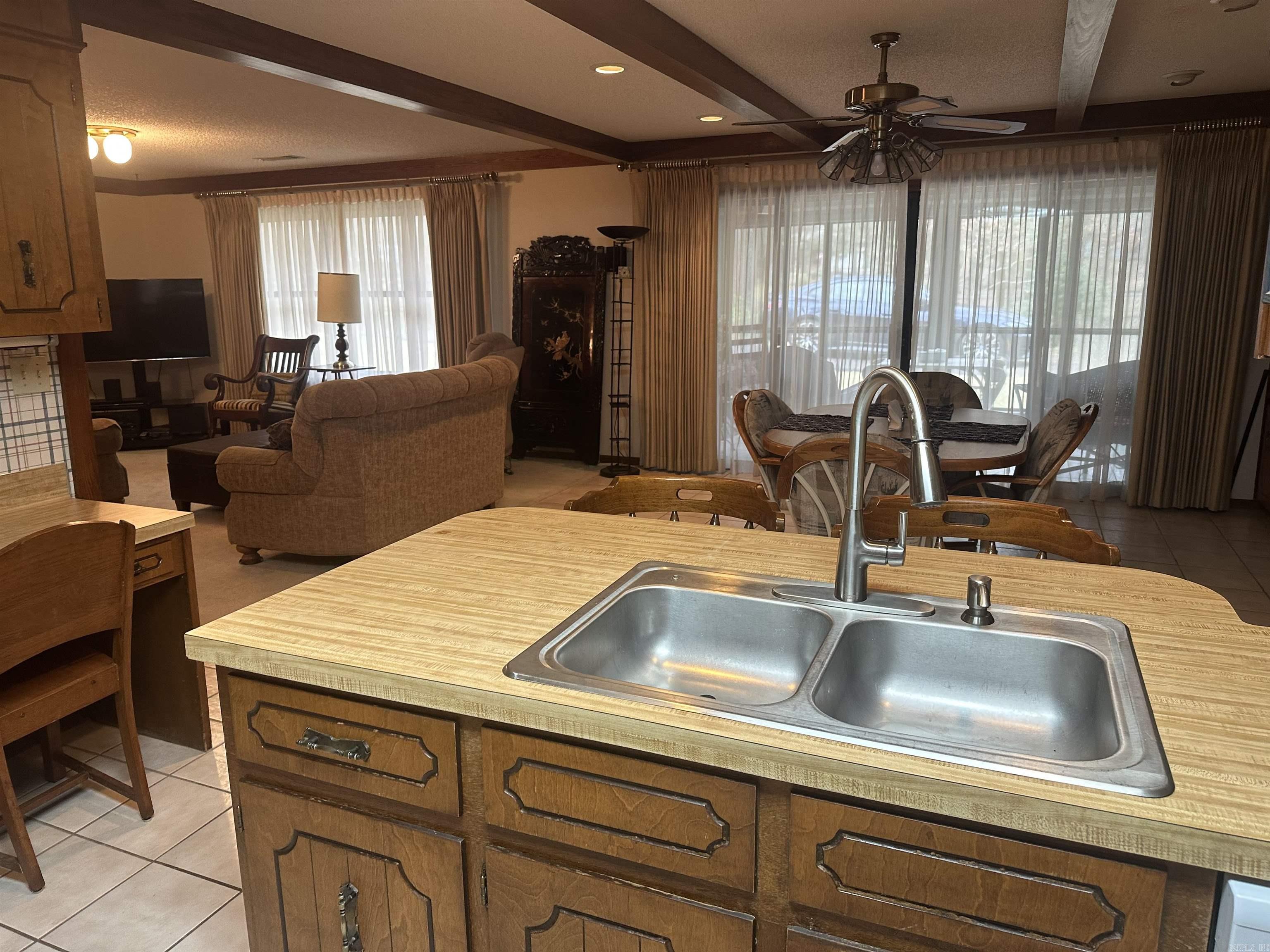 182 Harvest Lane Austin, AR 72007-8838