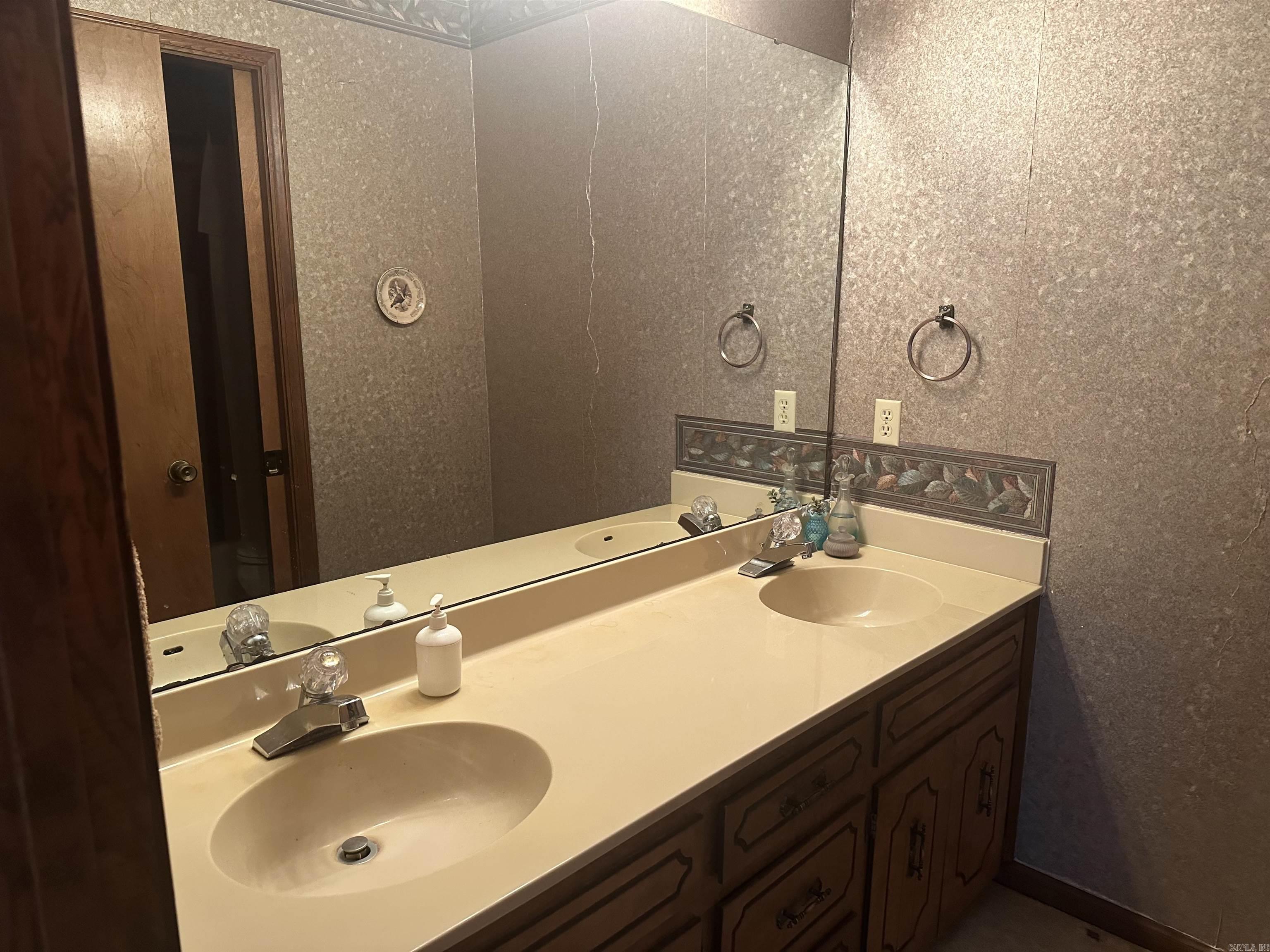 182 Harvest Lane Austin, AR 72007-8838