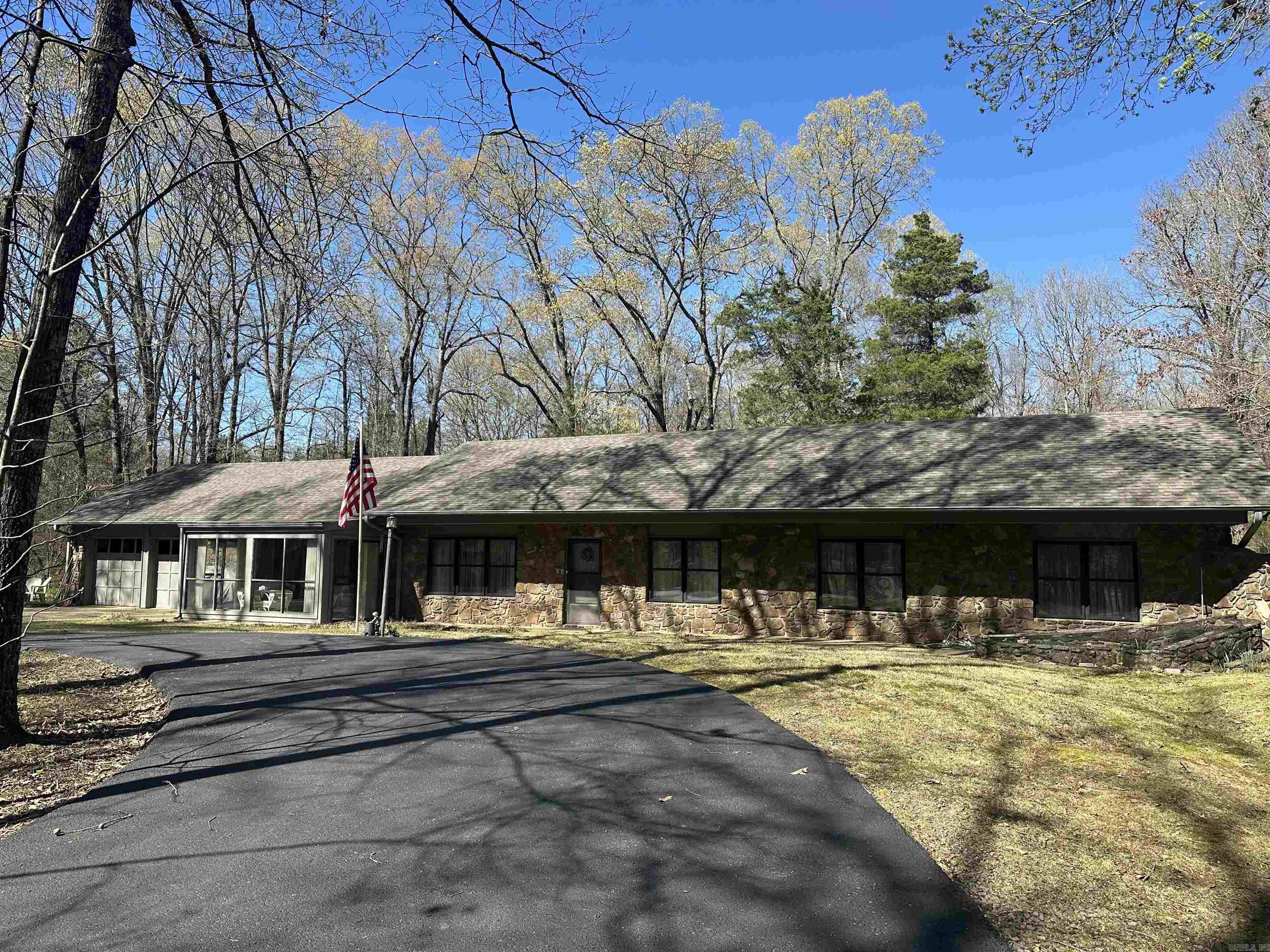 182 Harvest Lane Austin, AR 72007-8838