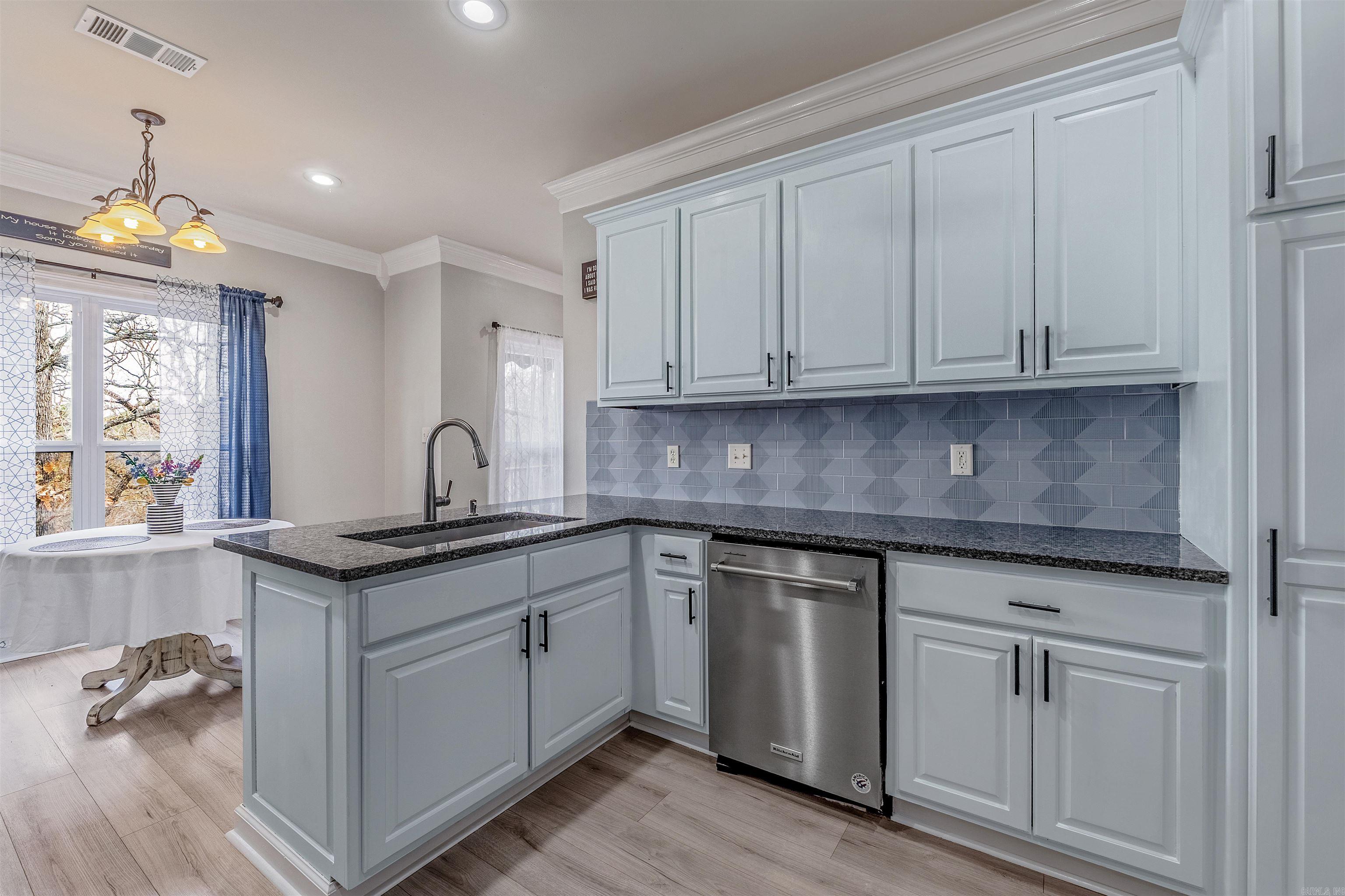 41 Norfork Dr  Maumelle, AR