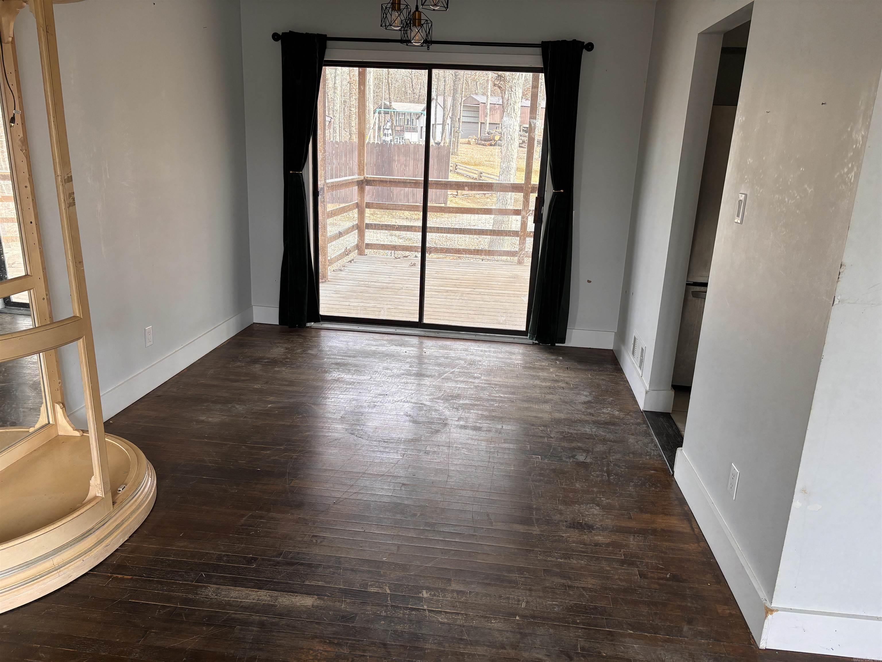 24 Wyandotte  Cherokee Village, AR