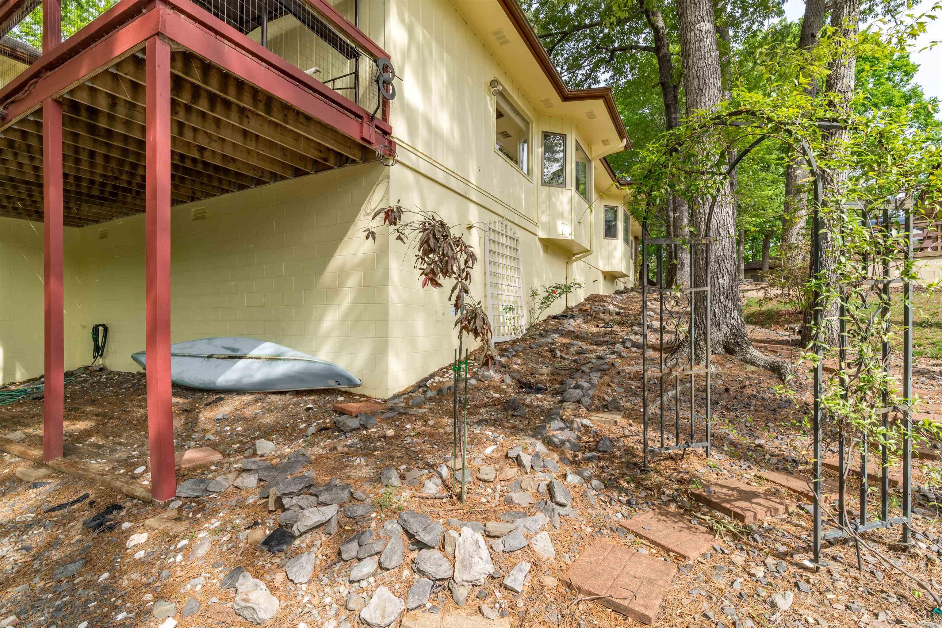 32 La Canada Way Hot Springs Village, AR 71909