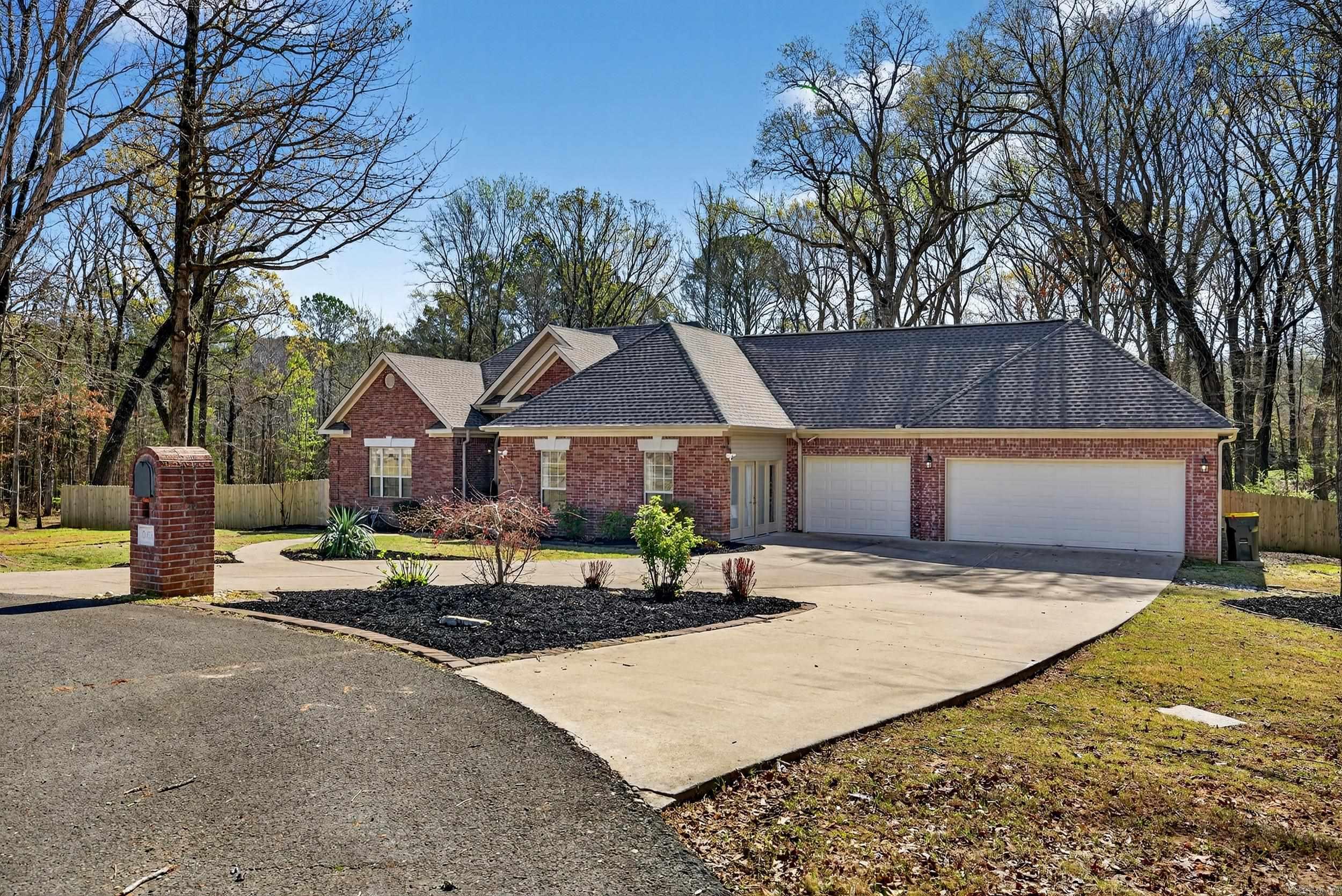 345 Confederate Woods  Cabot, AR
