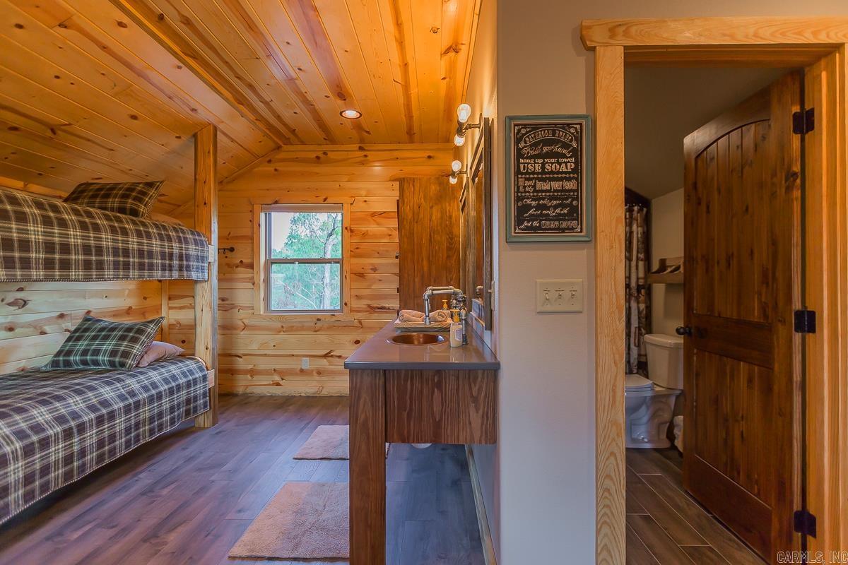 383 Massey Lane  Mena, AR