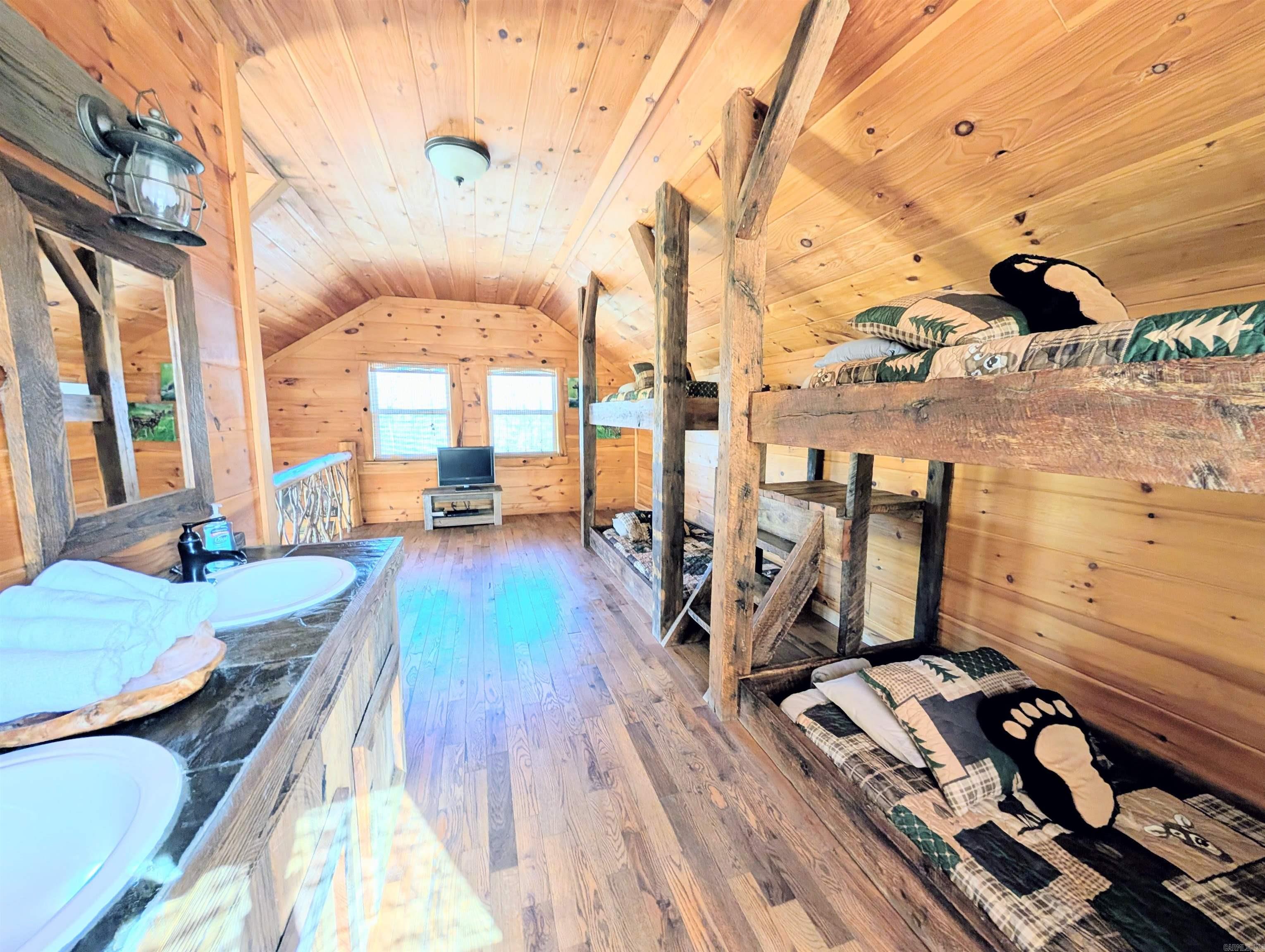 383 Massey Lane  Mena, AR