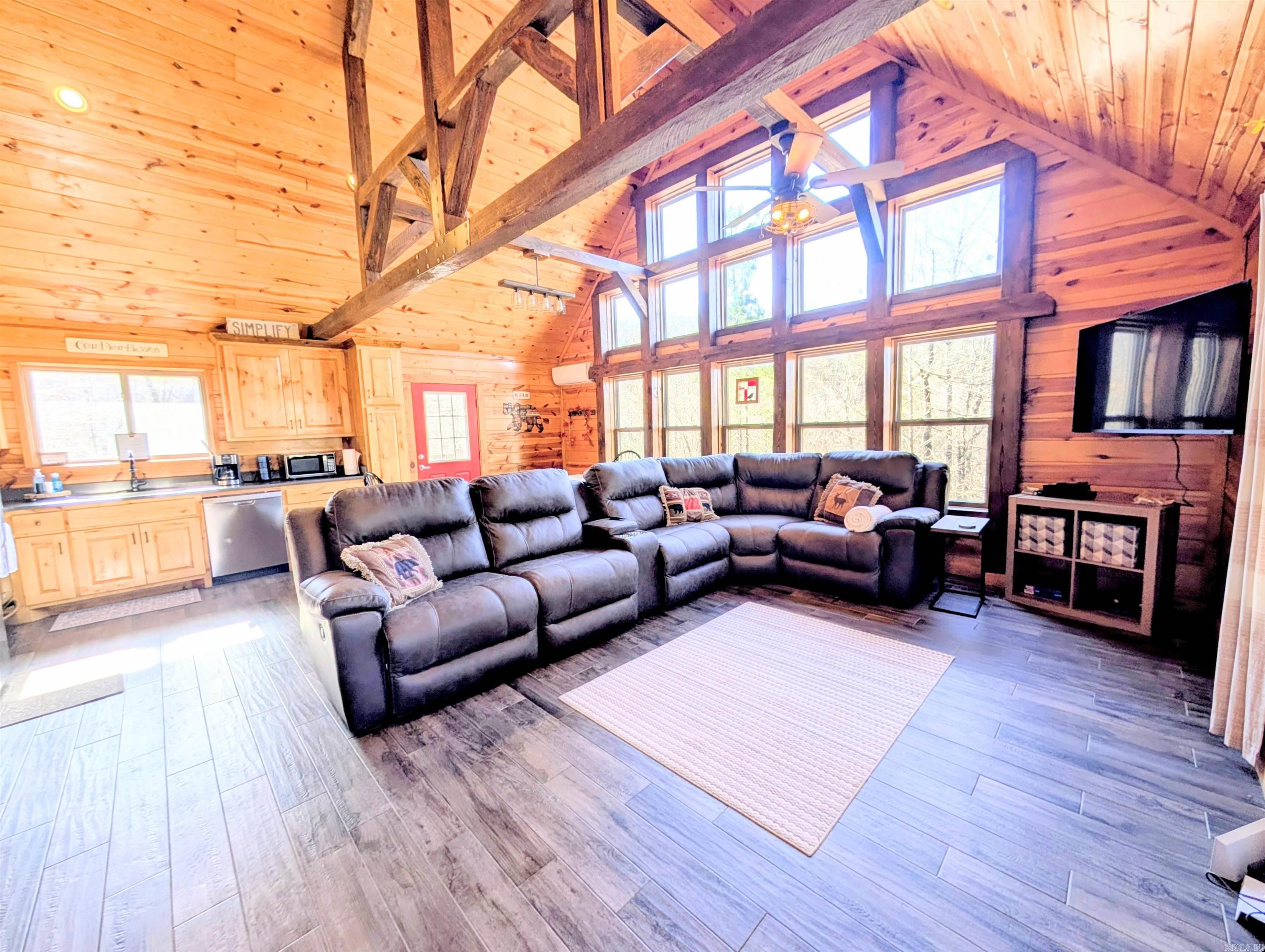 383 Massey Lane  Mena, AR