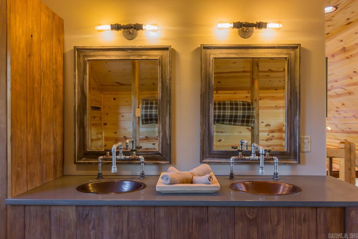 383 Massey Lane  Mena, AR