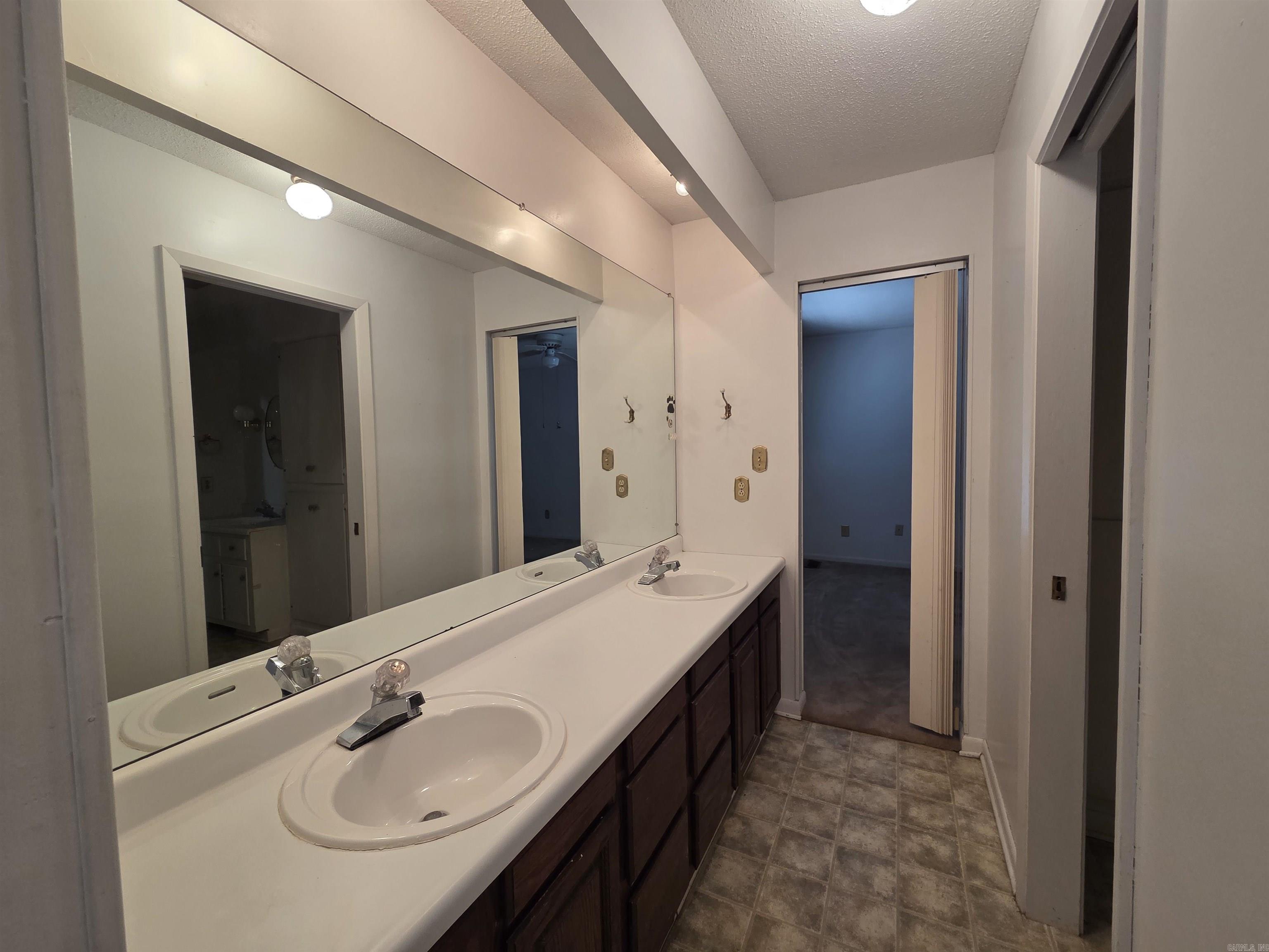 104 CR 7010  Wynne, AR