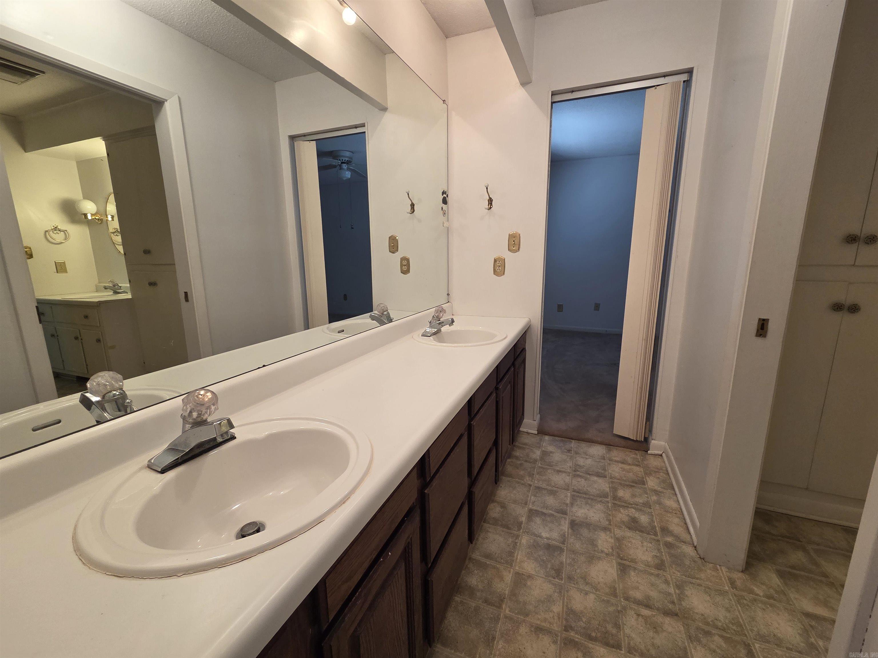 104 CR 7010  Wynne, AR