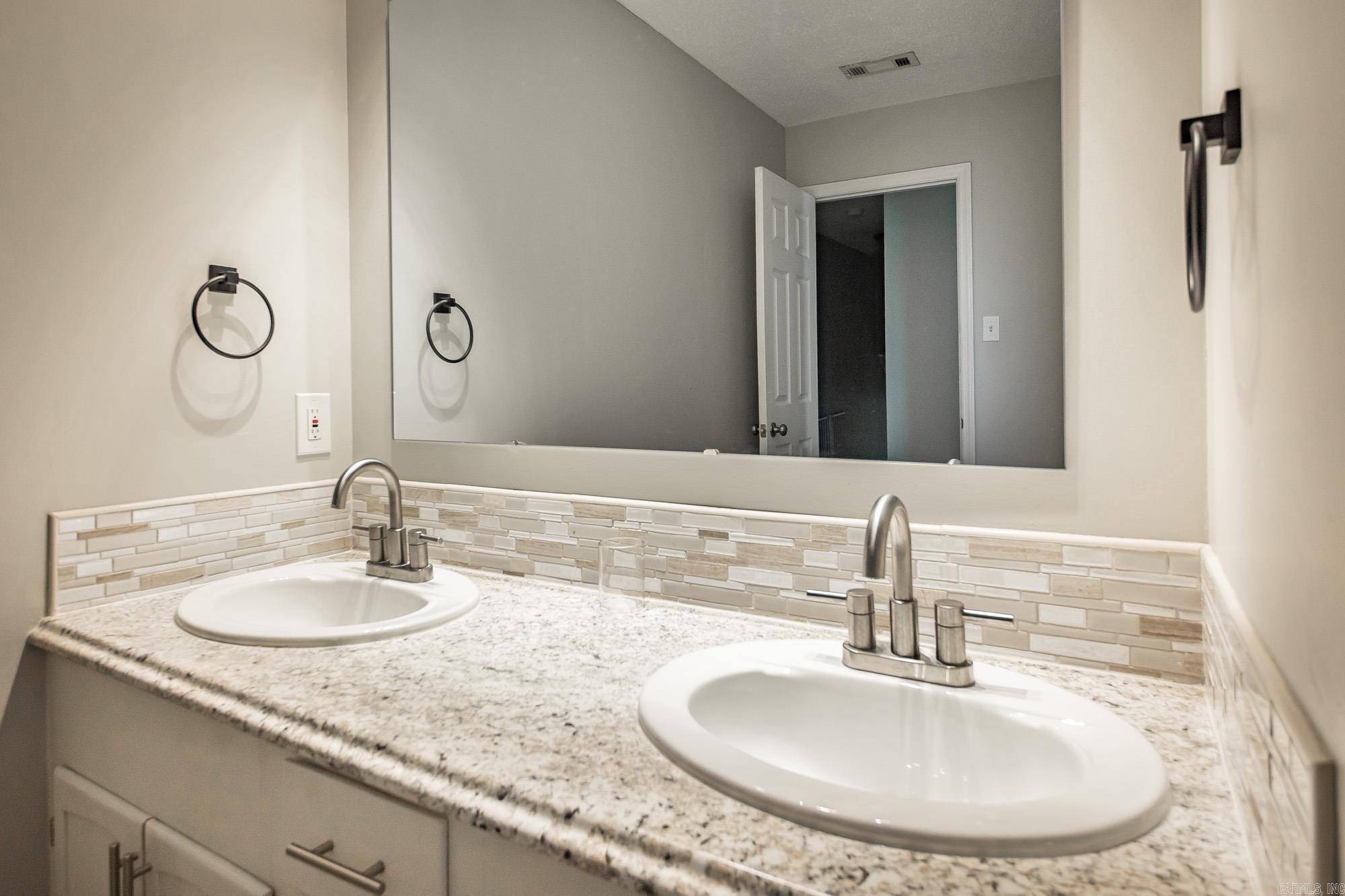 1124 Old Charter  Little Rock, AR