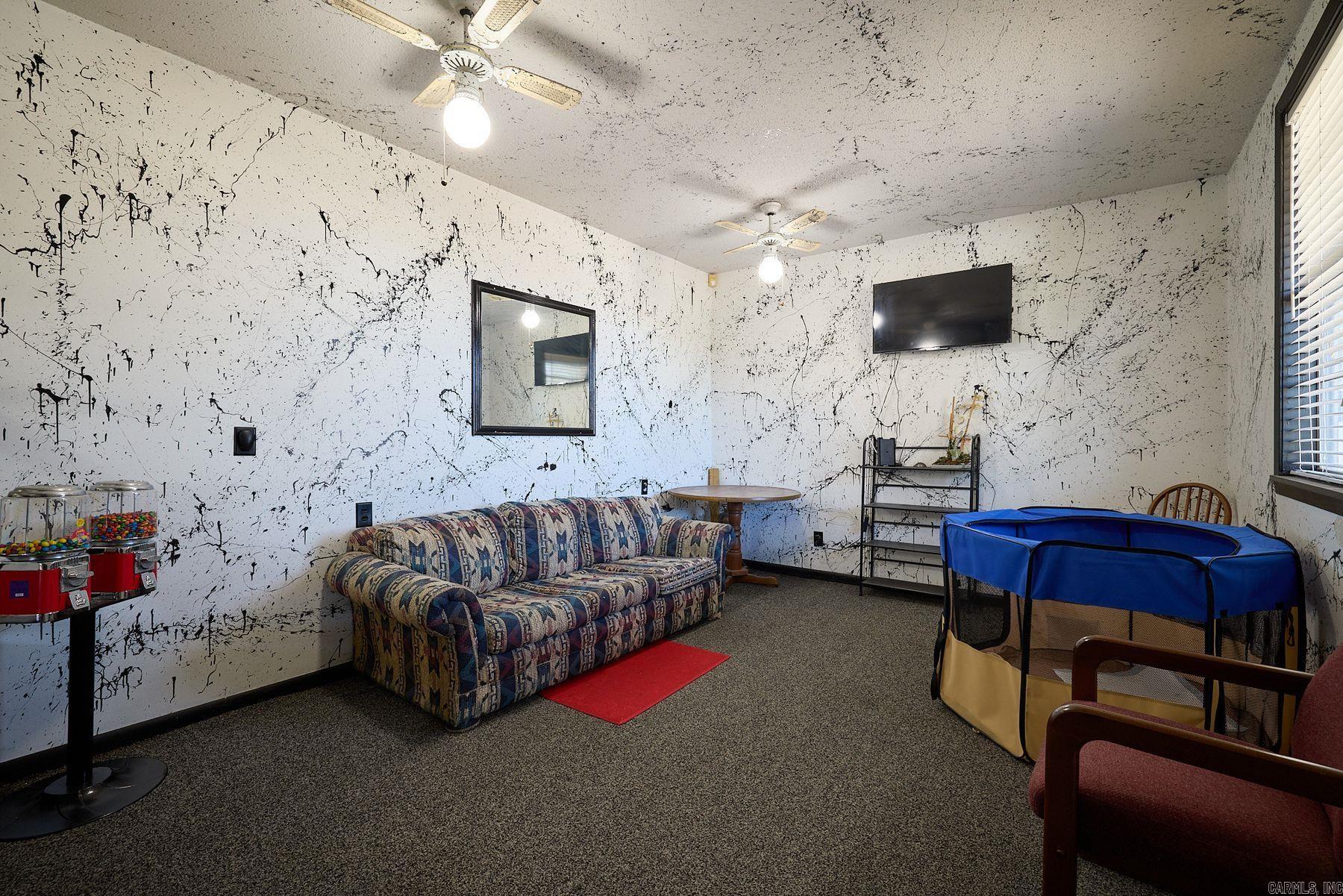 1100 N Reynolds Road  Bryant, AR