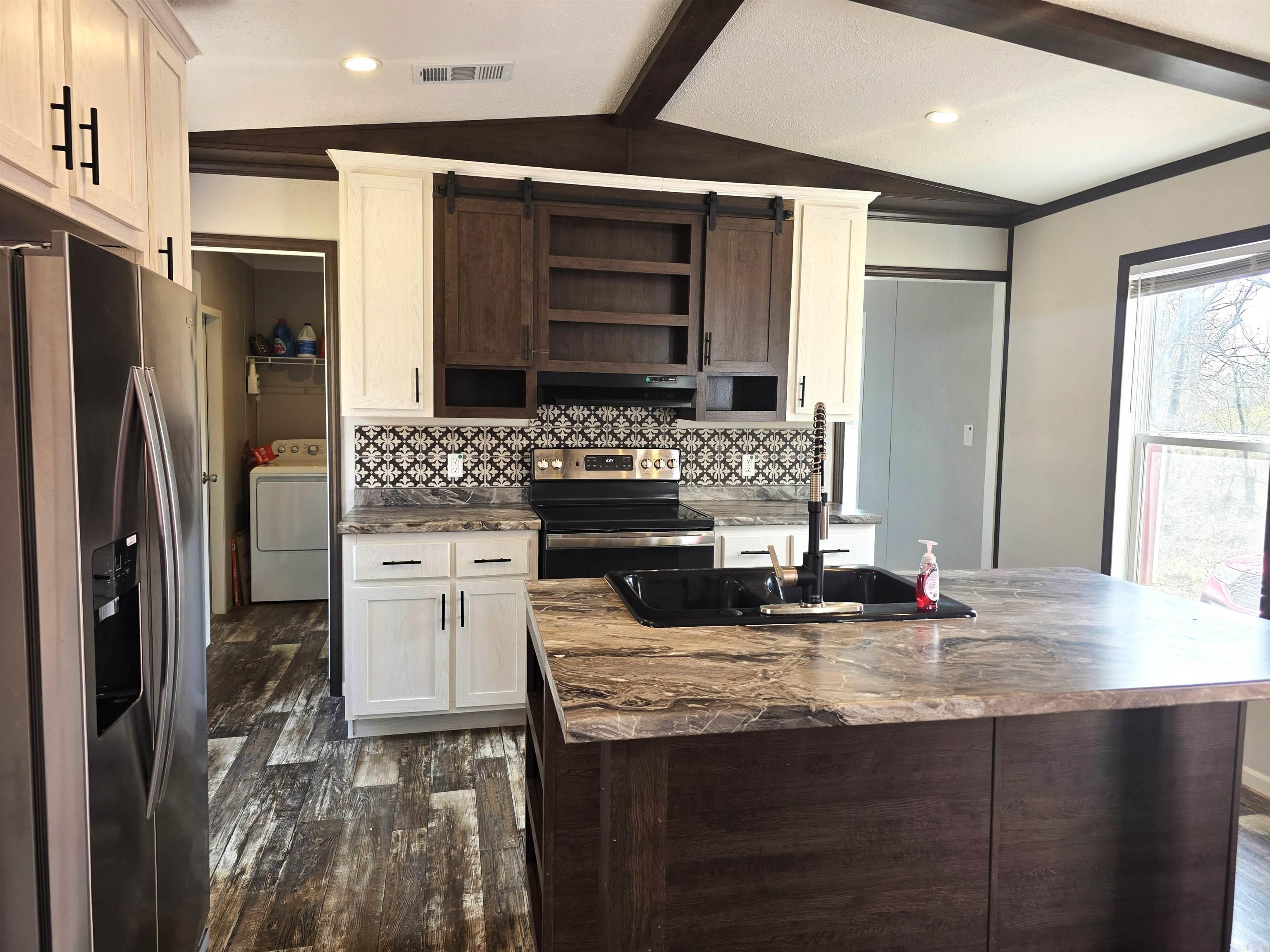 160 Polk Road 721  Mena, AR