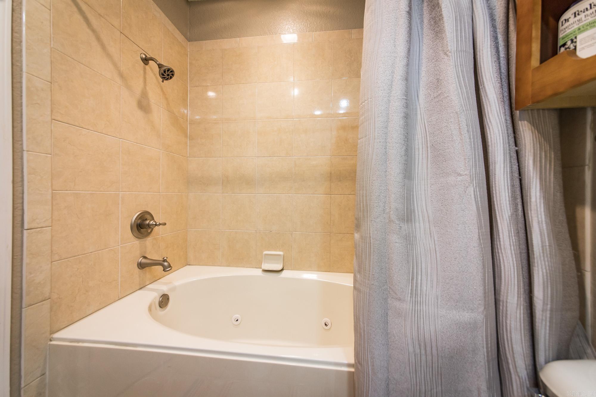 321 Peters  Hot Springs, AR