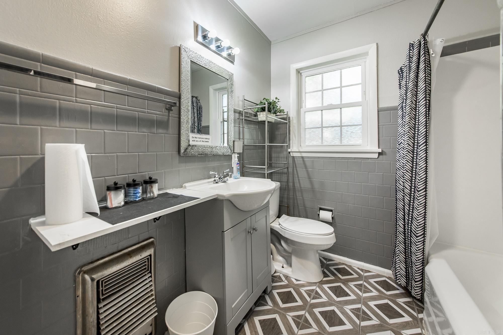 303 Jerome  Hot Springs, AR