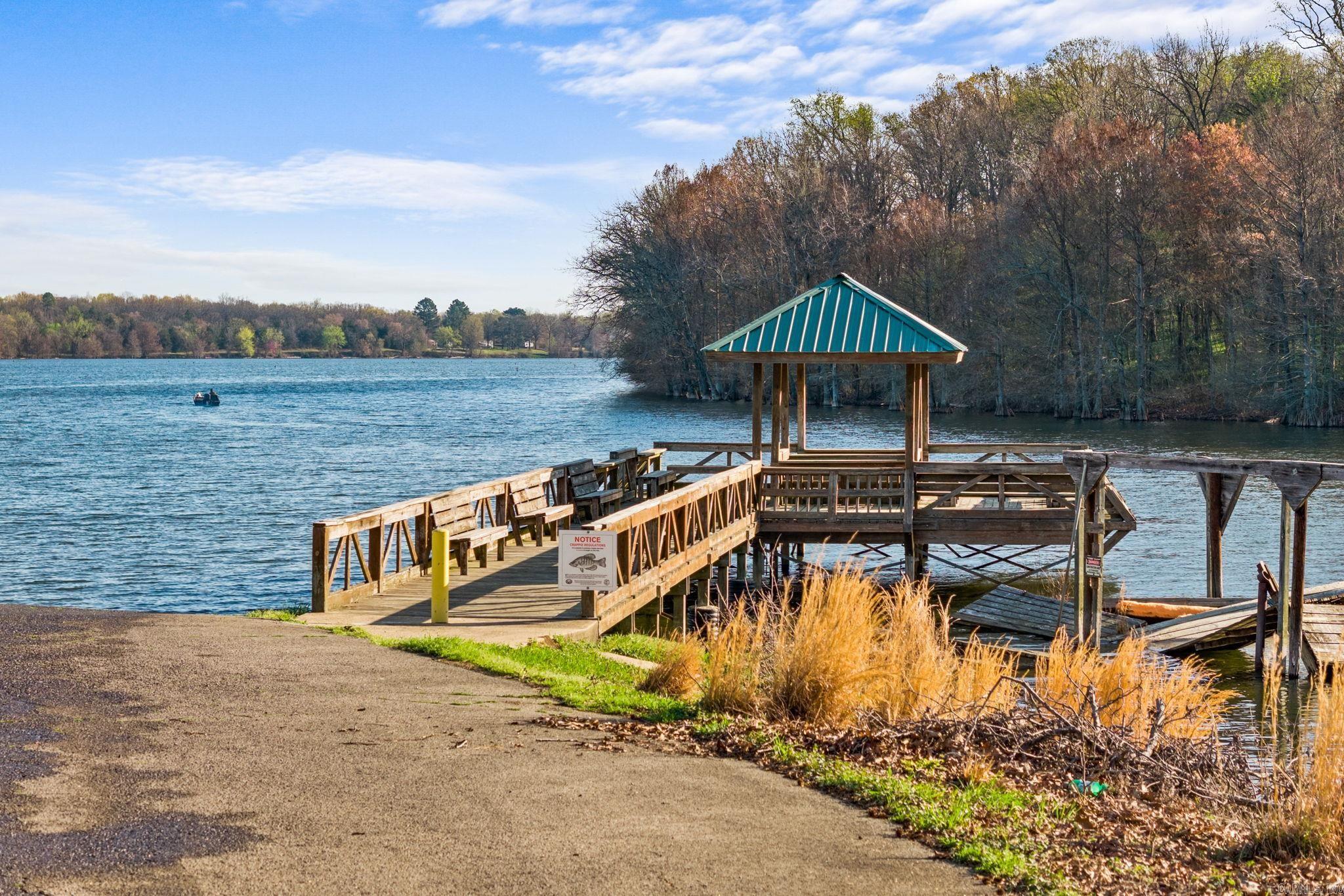400 Lucky Landing  Atkins, AR
