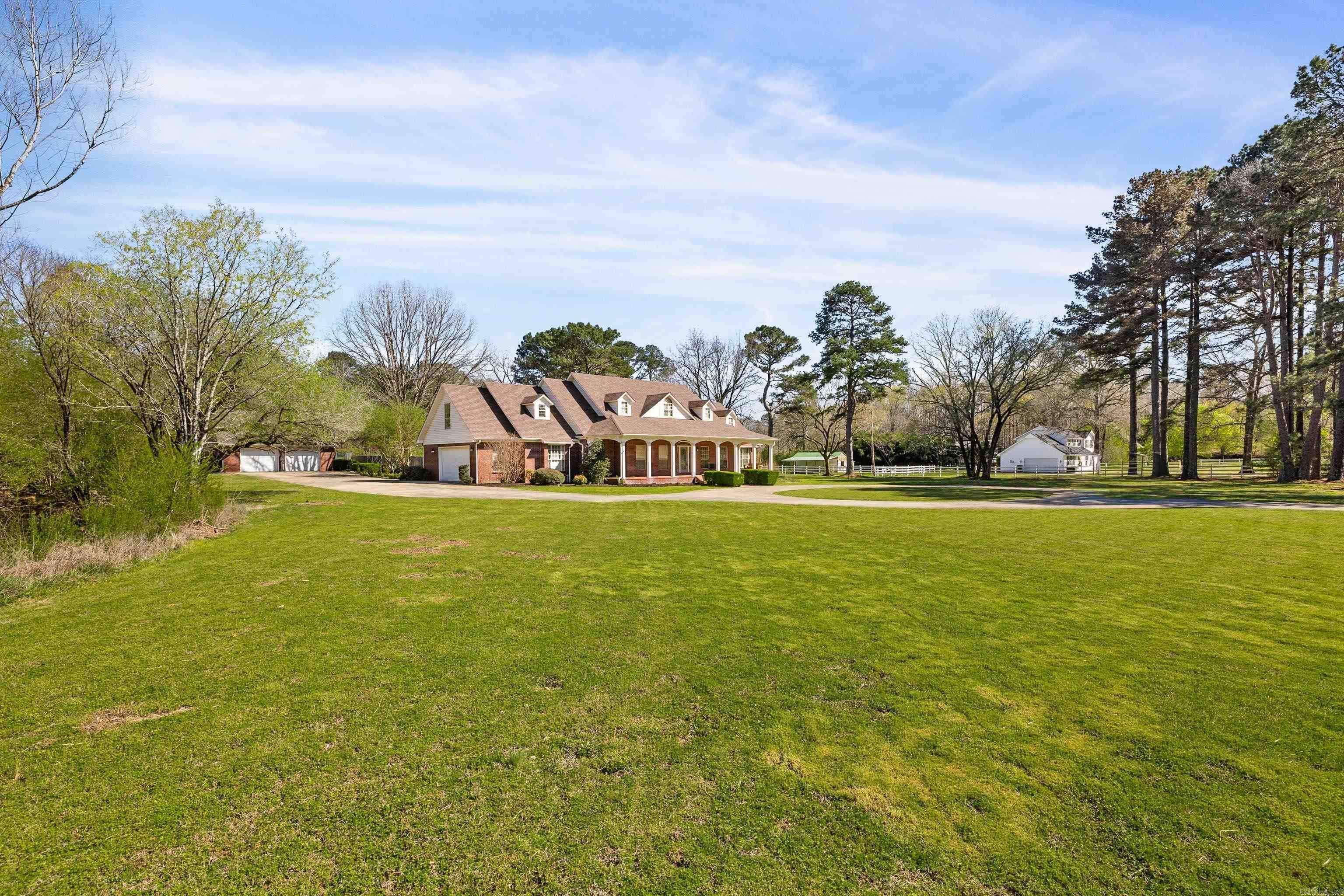 33 Plantation Acres  Little Rock, AR