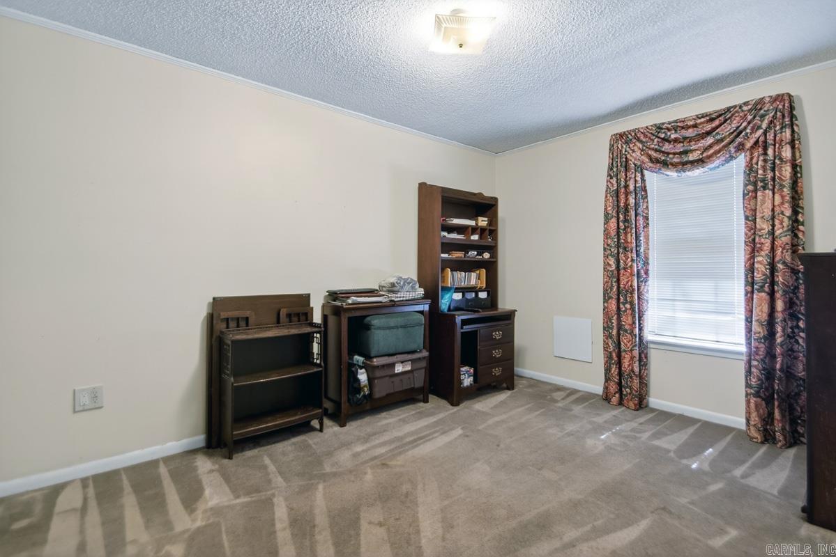 32 Kingspark Dr  Maumelle, AR