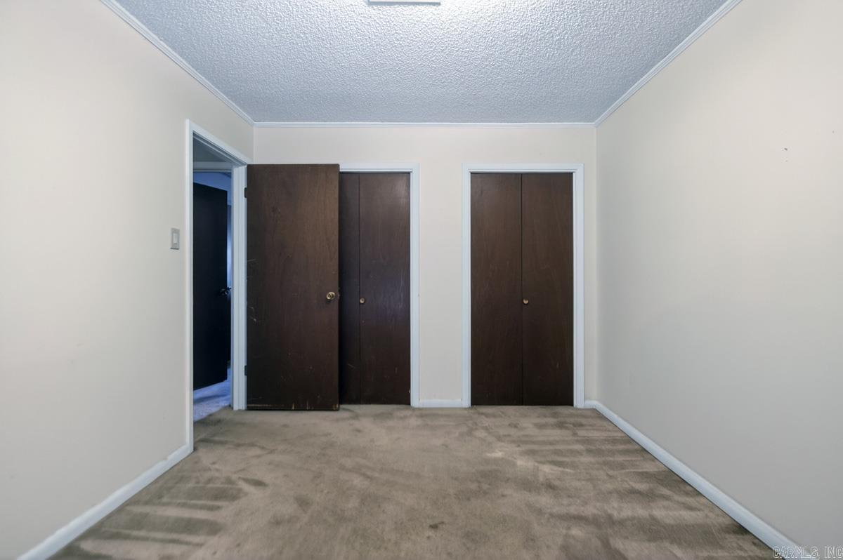 32 Kingspark Dr  Maumelle, AR