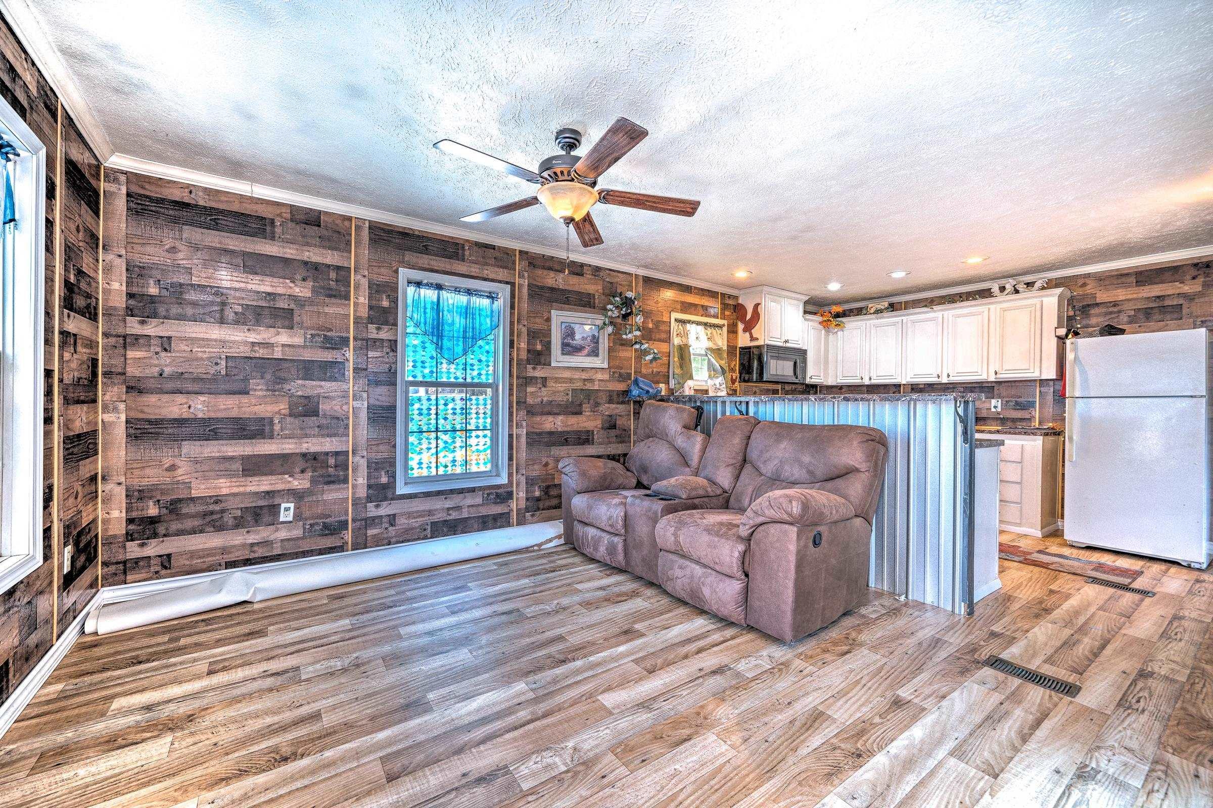 1734 Crosstrails  De Queen, AR