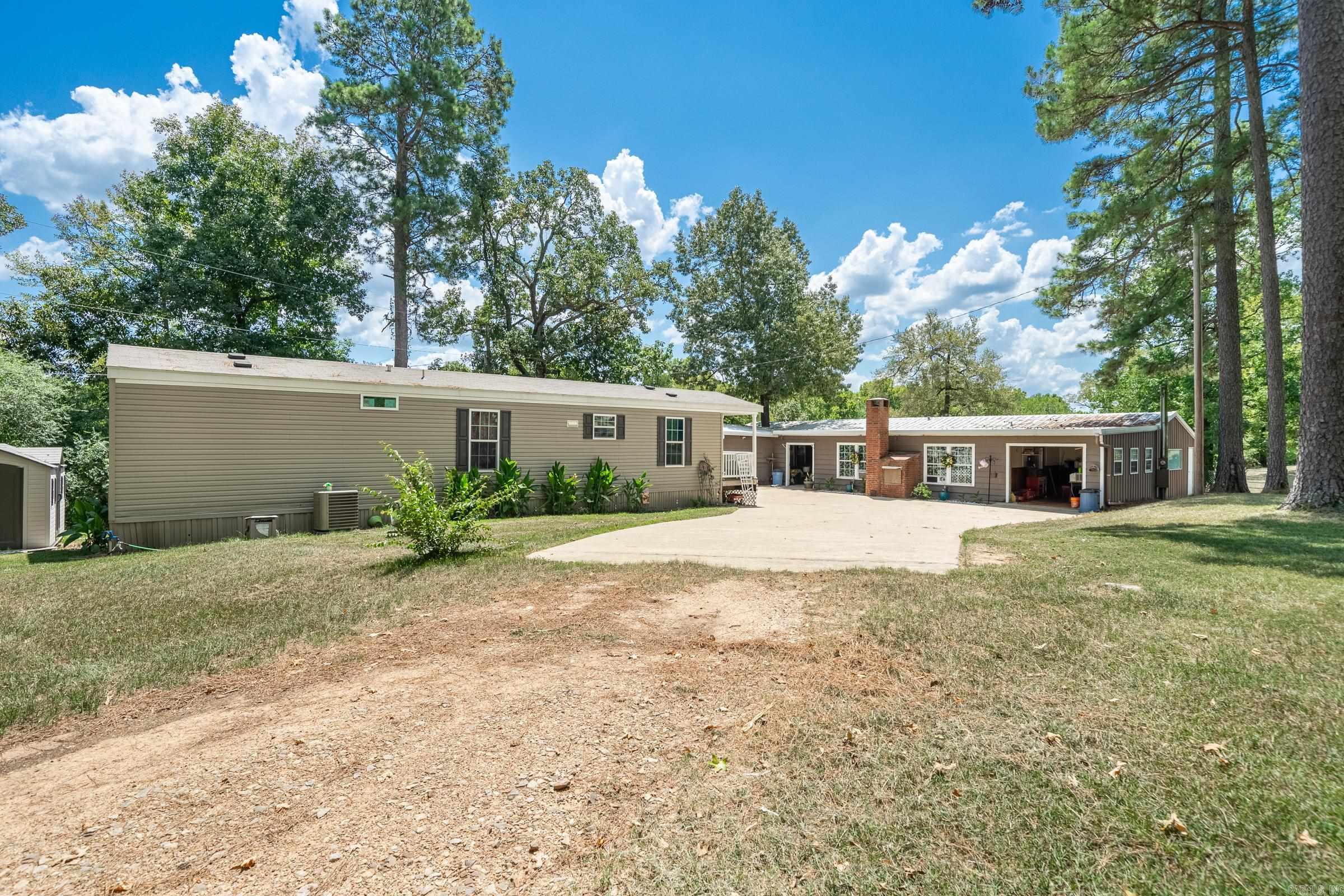 1734 Crosstrails  De Queen, AR