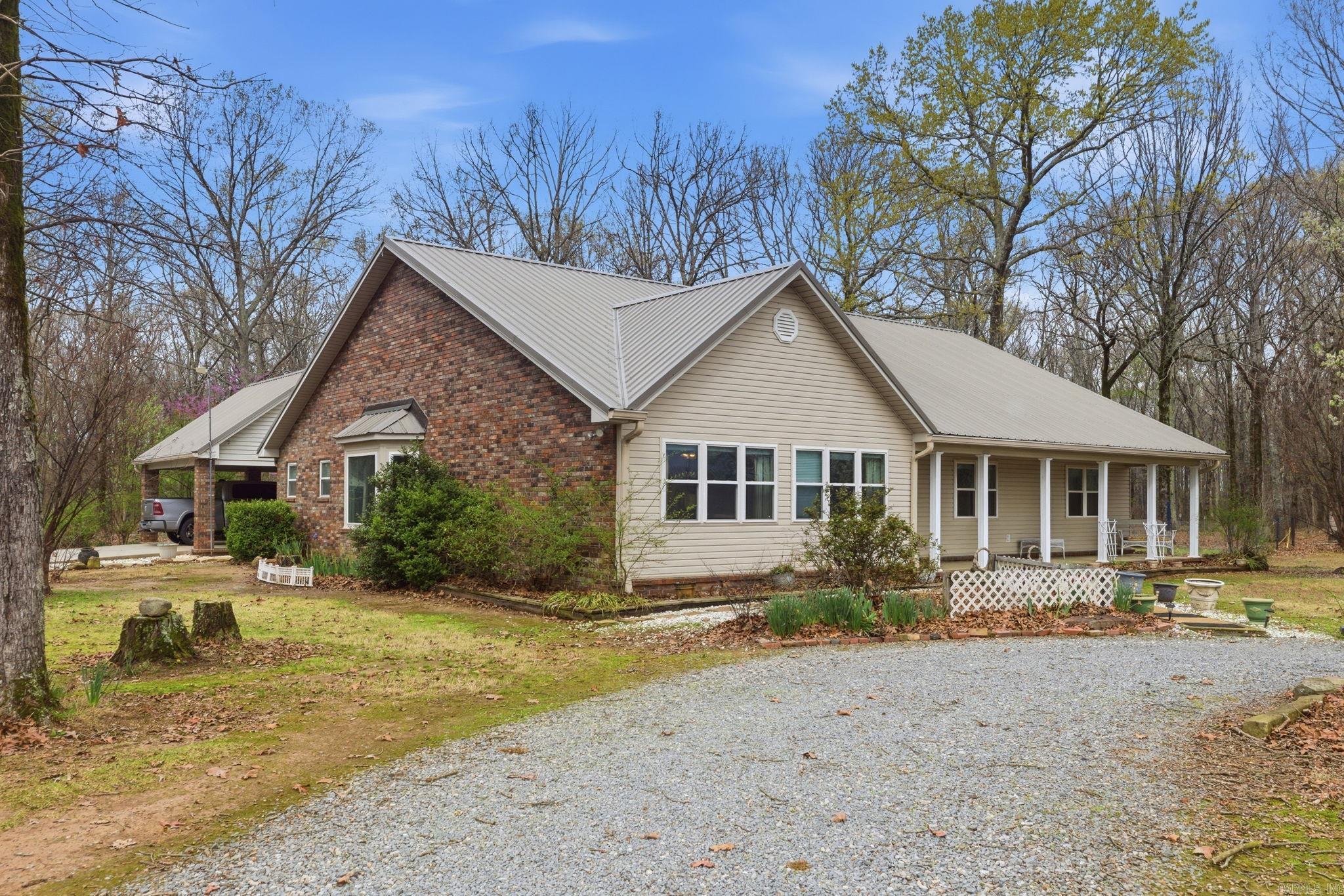 5580 AR HWY 236 E  Carlisle, AR