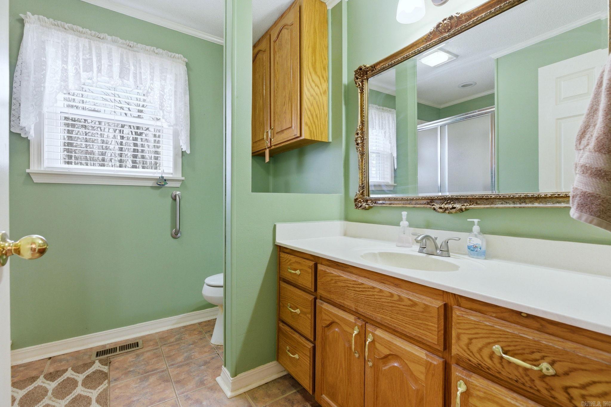 5580 AR HWY 236 E  Carlisle, AR