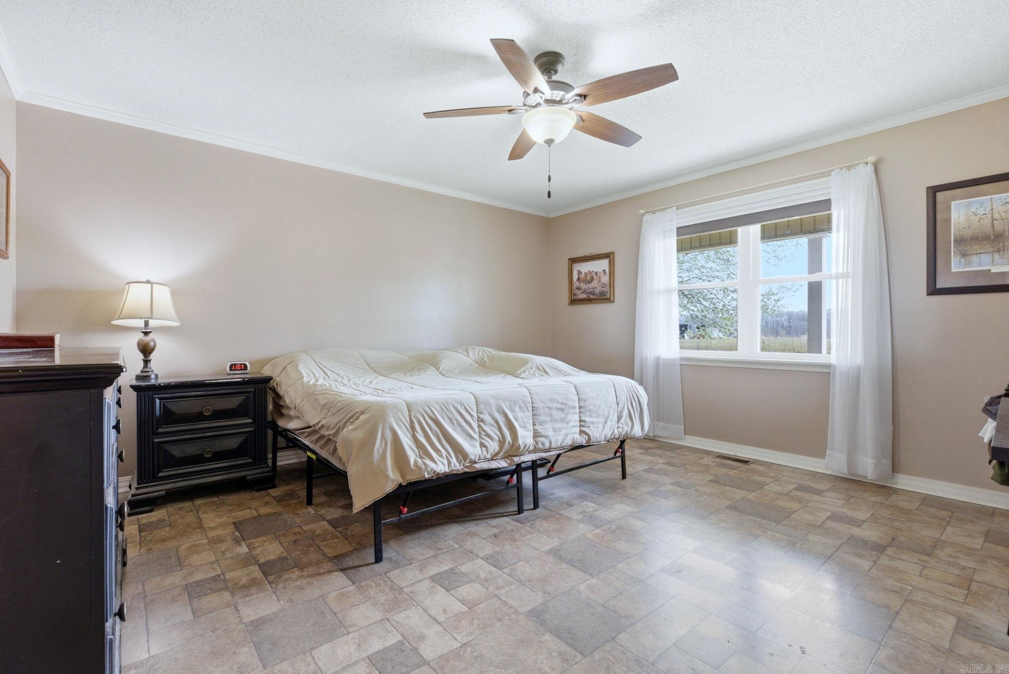 5580 AR HWY 236 E  Carlisle, AR