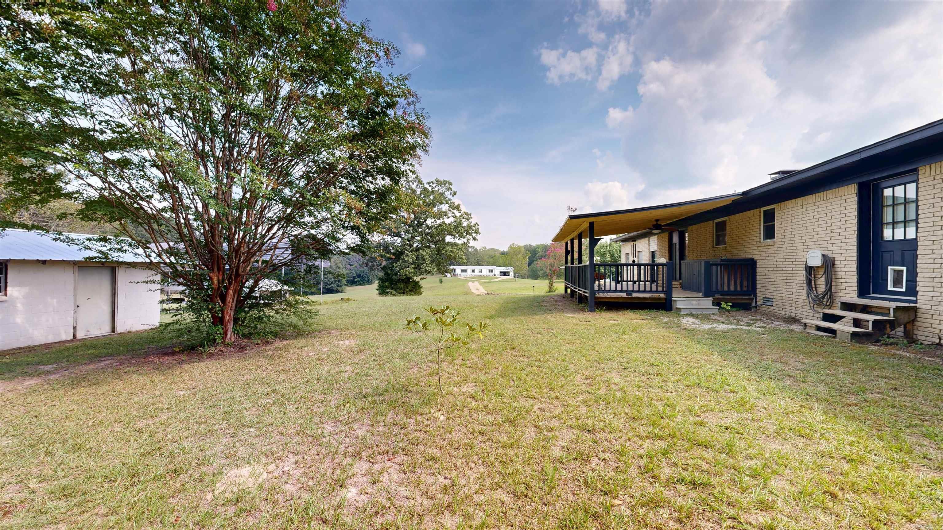 2568 Highway 7  Bismarck, AR