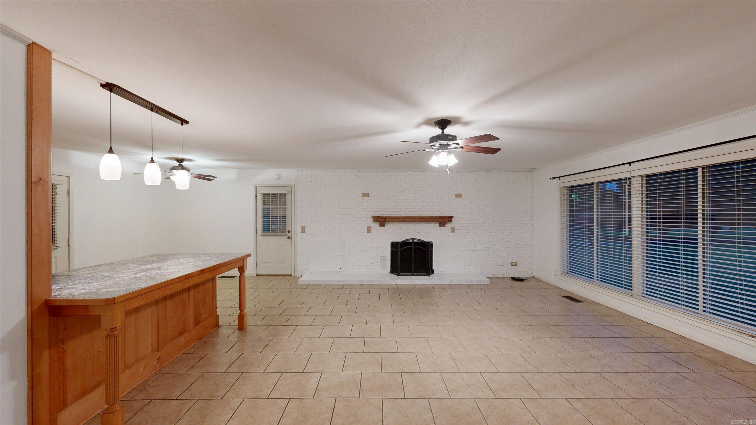 2568 Highway 7  Bismarck, AR