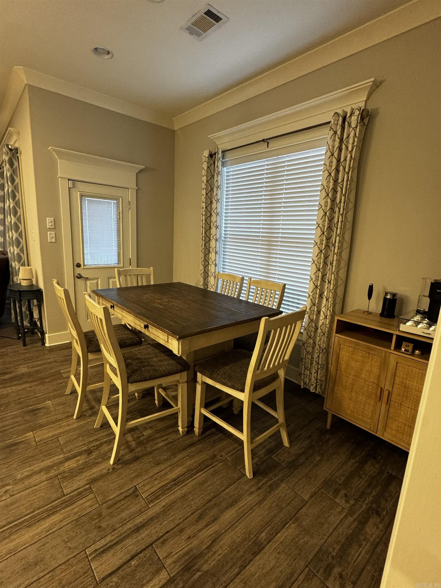 1717 Creekview  Sherwood, AR