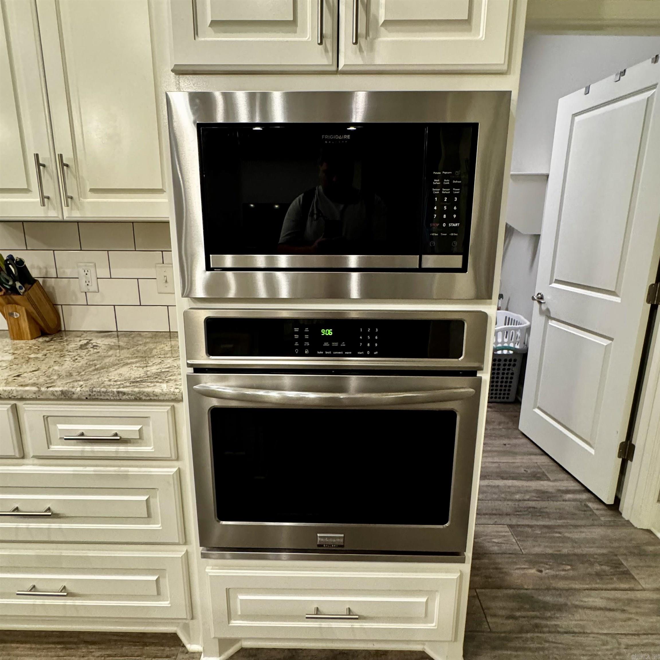 1717 Creekview  Sherwood, AR