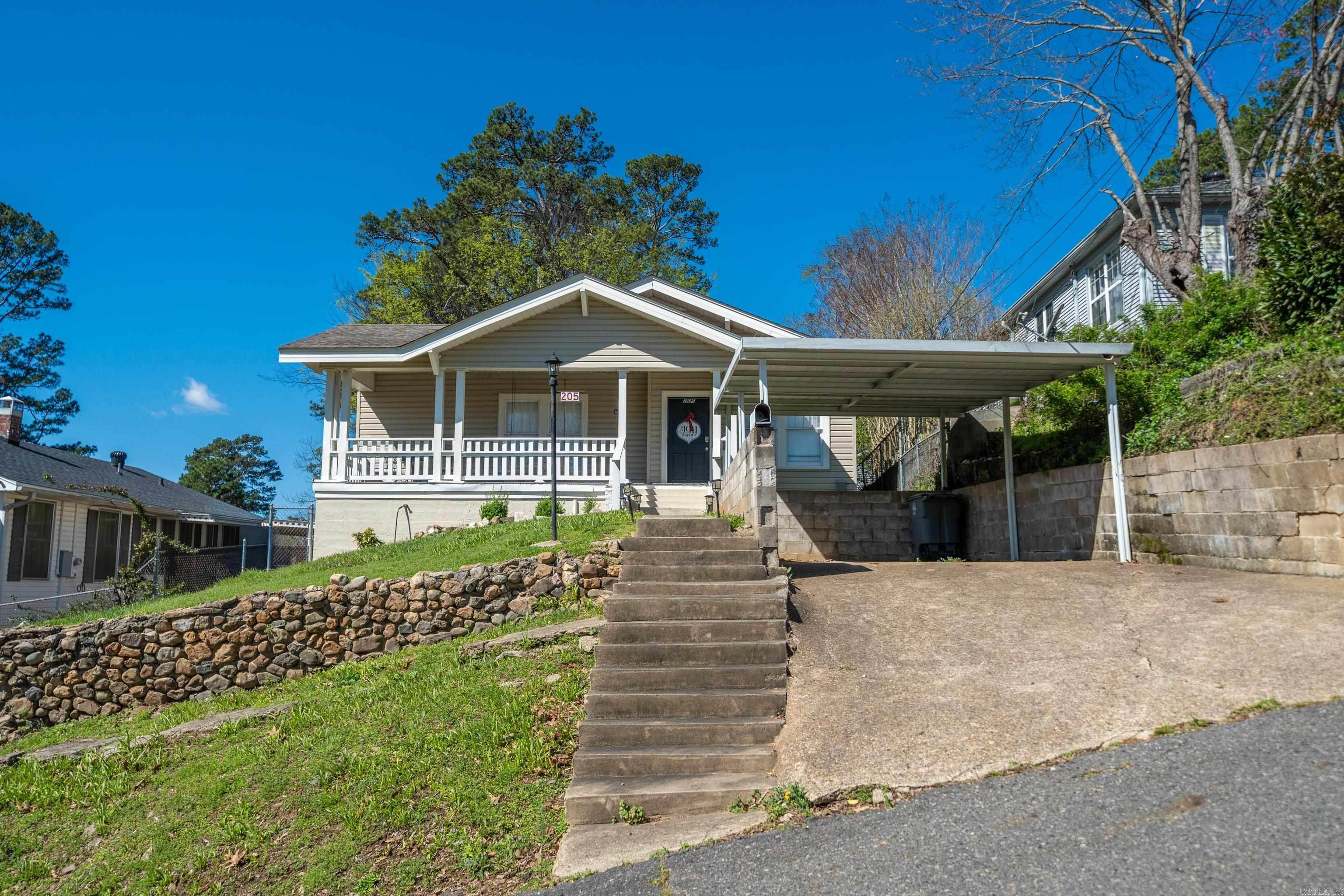 205 Reid  Hot Springs, AR