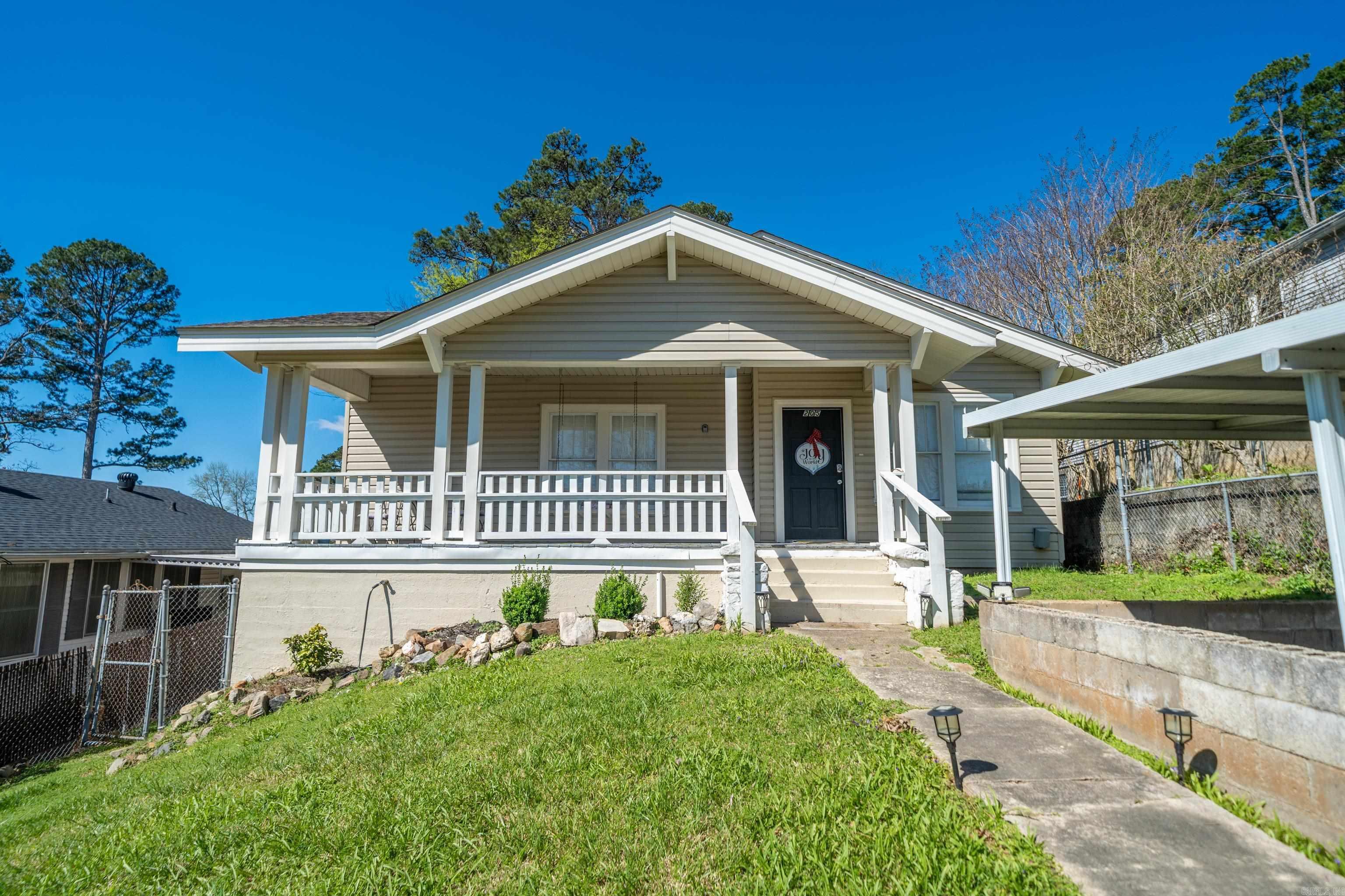 205 Reid  Hot Springs, AR